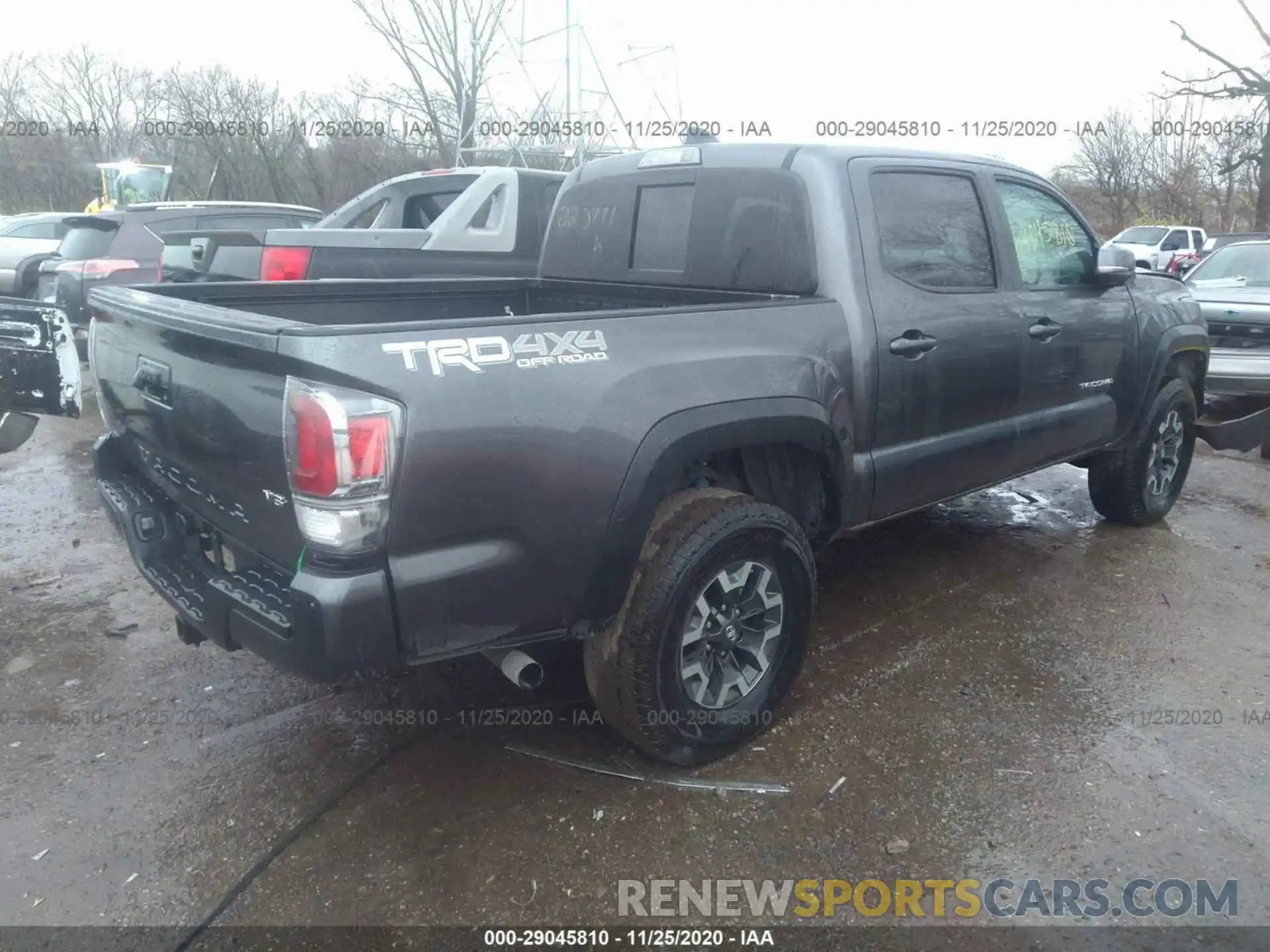 4 Фотография поврежденного автомобиля 5TFCZ5AN5LX223771 TOYOTA TACOMA 4WD 2020