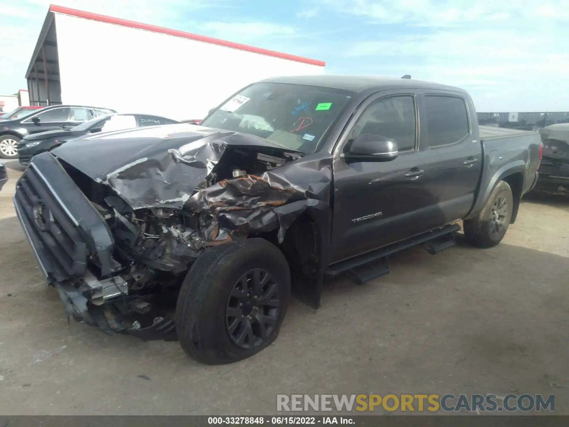 2 Photograph of a damaged car 5TFCZ5AN5LX229280 TOYOTA TACOMA 4WD 2020