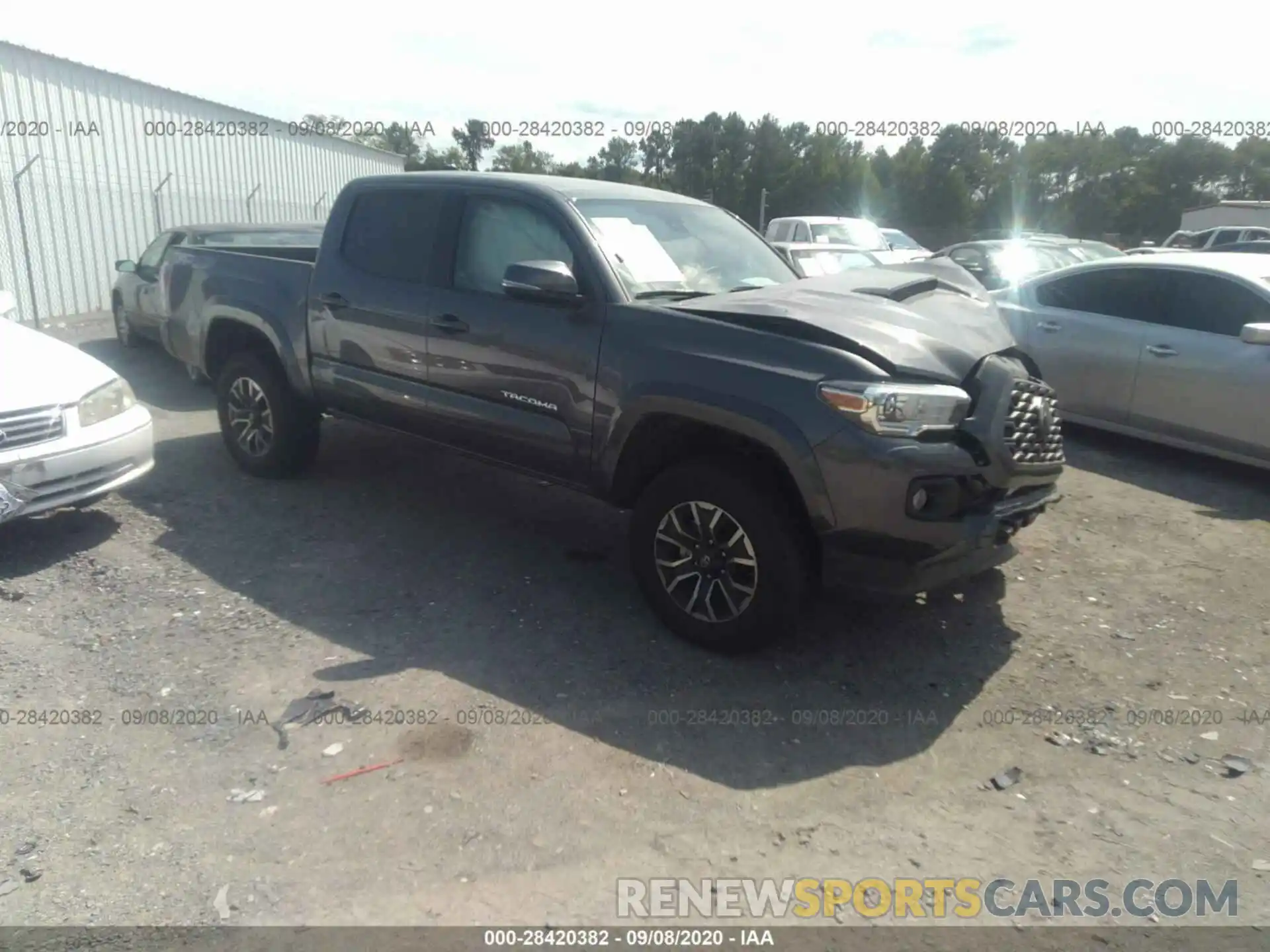 1 Photograph of a damaged car 5TFCZ5AN5LX229831 TOYOTA TACOMA 4WD 2020