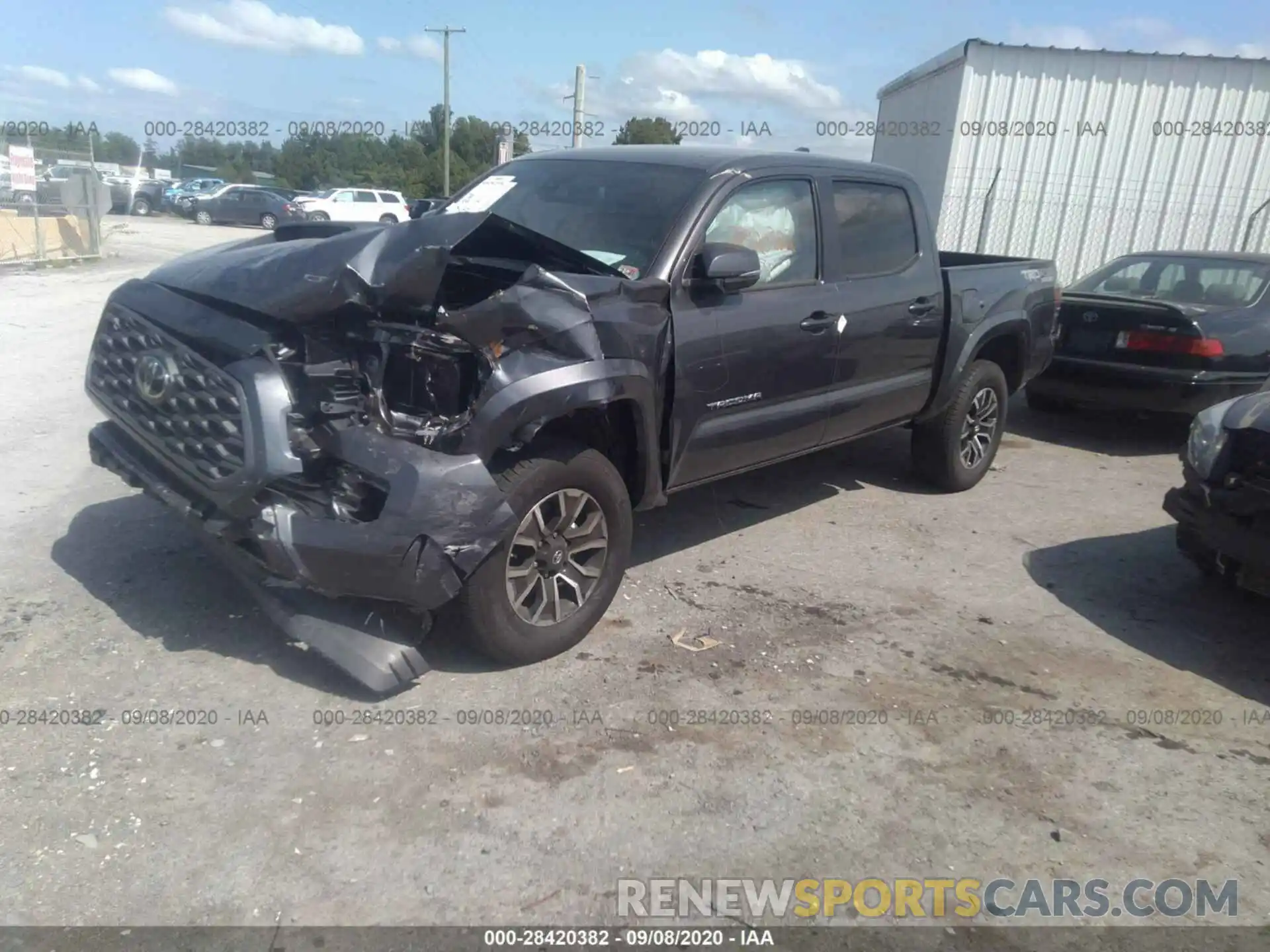 2 Photograph of a damaged car 5TFCZ5AN5LX229831 TOYOTA TACOMA 4WD 2020