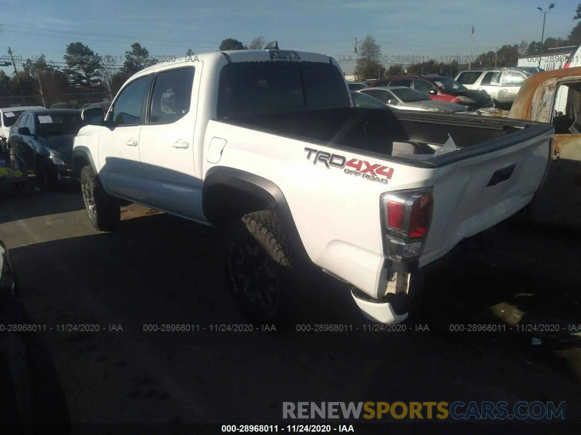 3 Photograph of a damaged car 5TFCZ5AN6LX227201 TOYOTA TACOMA 4WD 2020