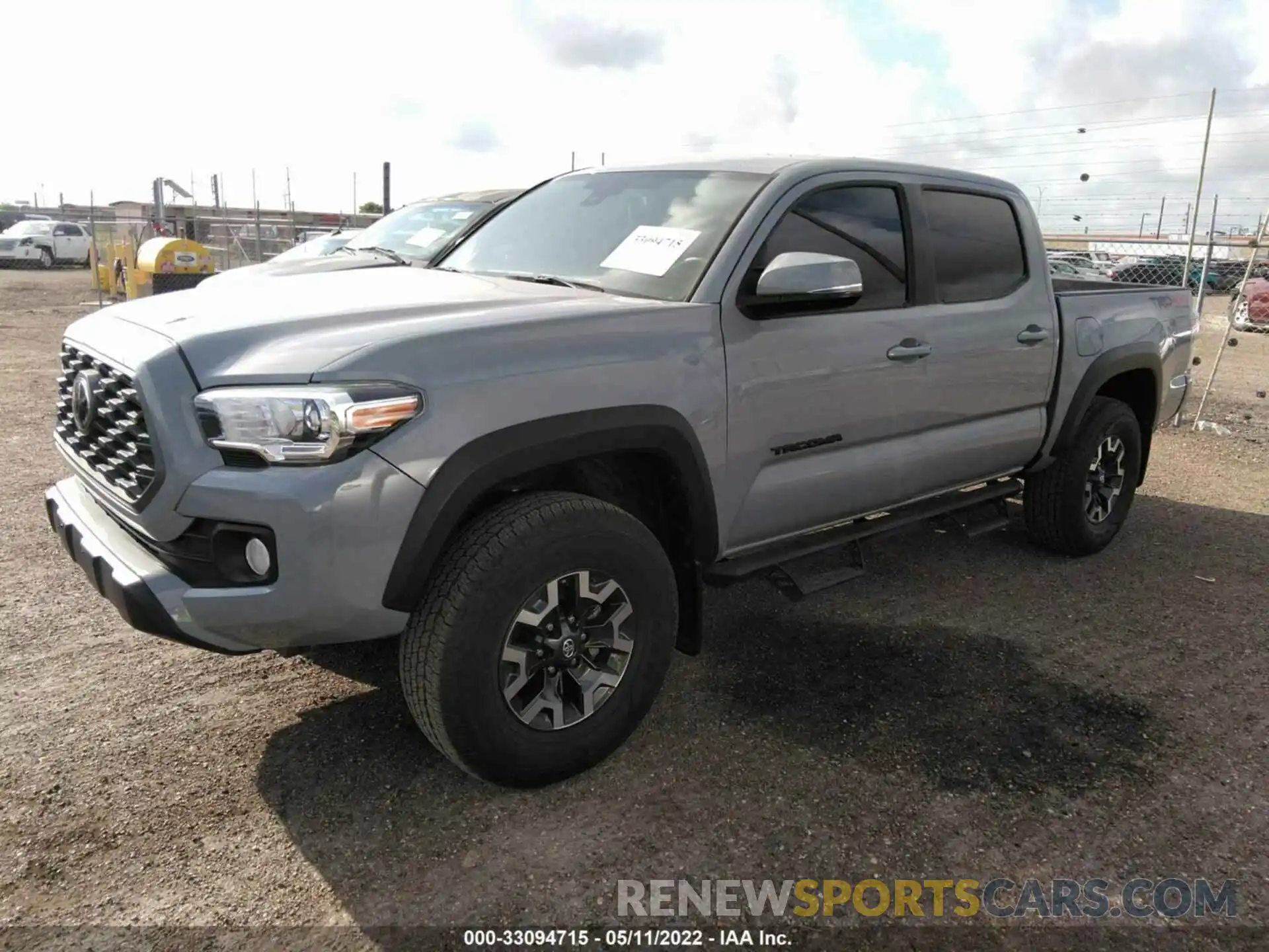 2 Photograph of a damaged car 5TFCZ5AN6LX232771 TOYOTA TACOMA 4WD 2020