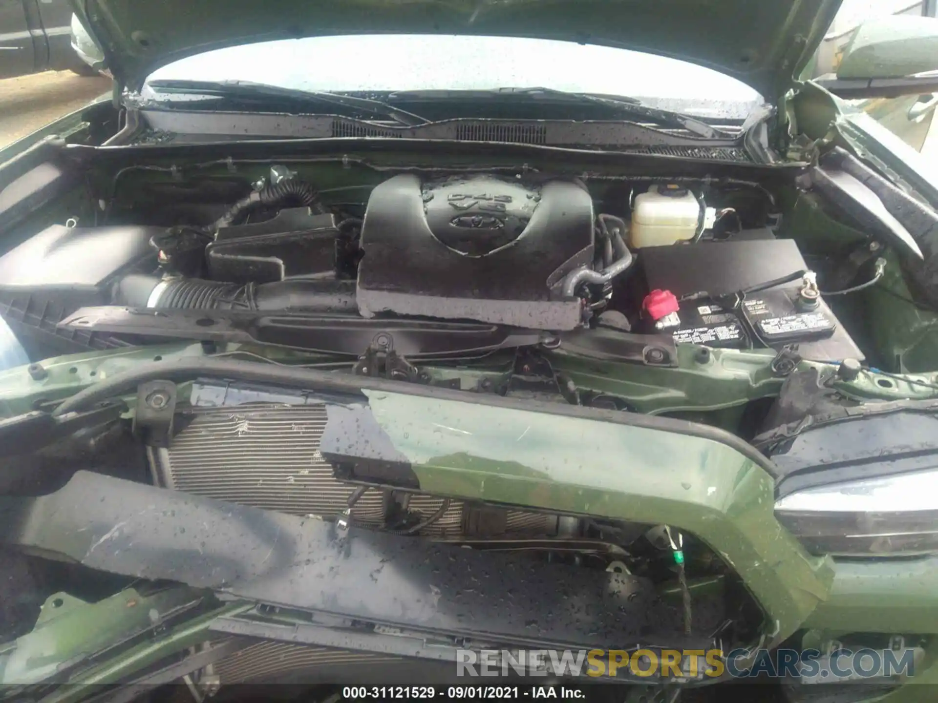 10 Photograph of a damaged car 5TFCZ5AN6LX241471 TOYOTA TACOMA 4WD 2020