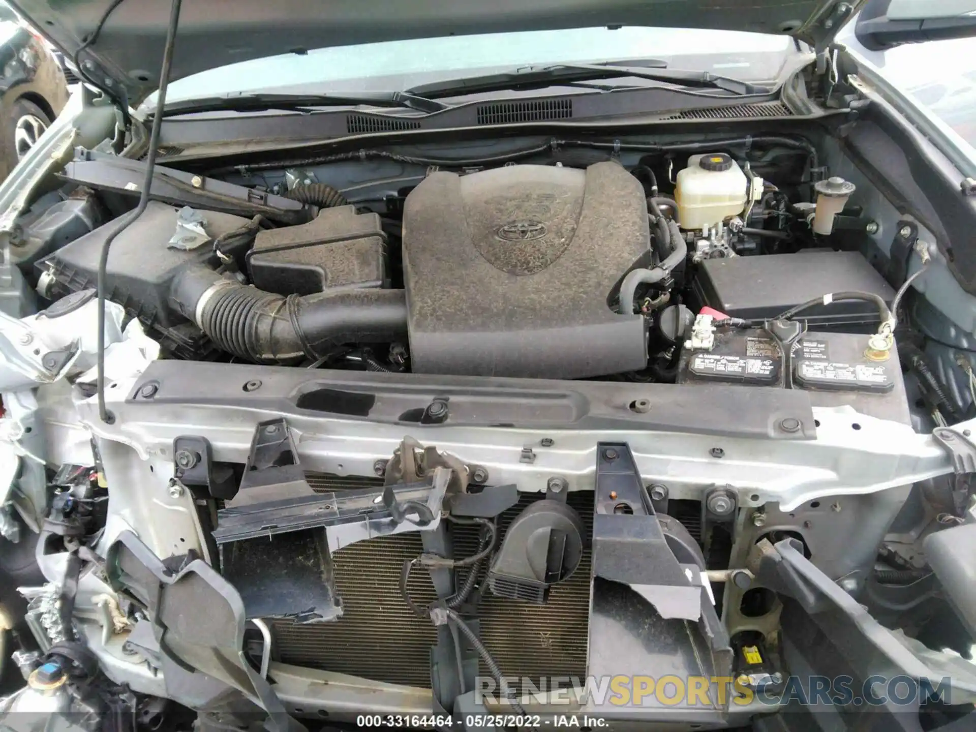 10 Photograph of a damaged car 5TFCZ5AN7LX213114 TOYOTA TACOMA 4WD 2020