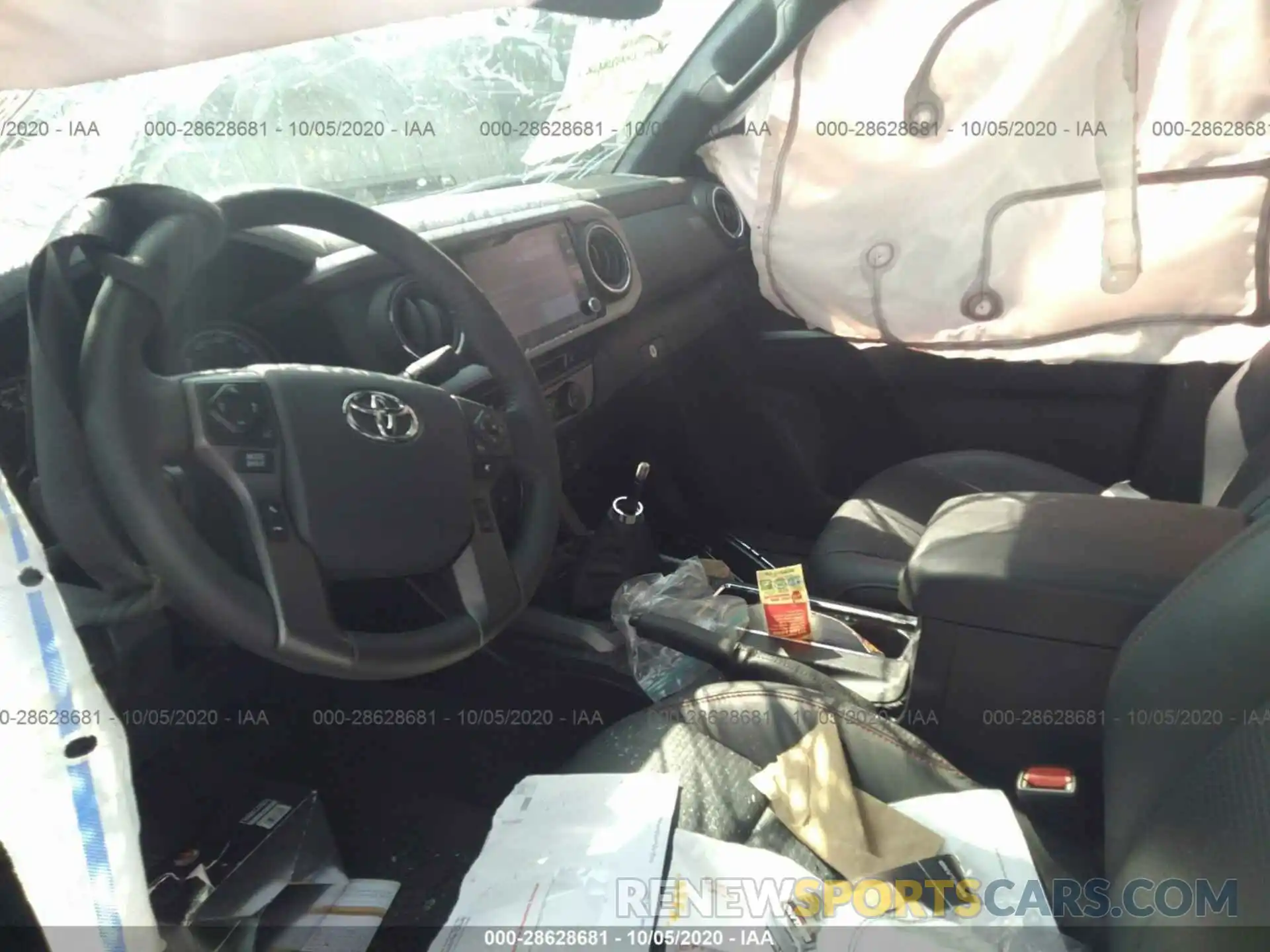 5 Photograph of a damaged car 5TFCZ5AN7LX223786 TOYOTA TACOMA 4WD 2020