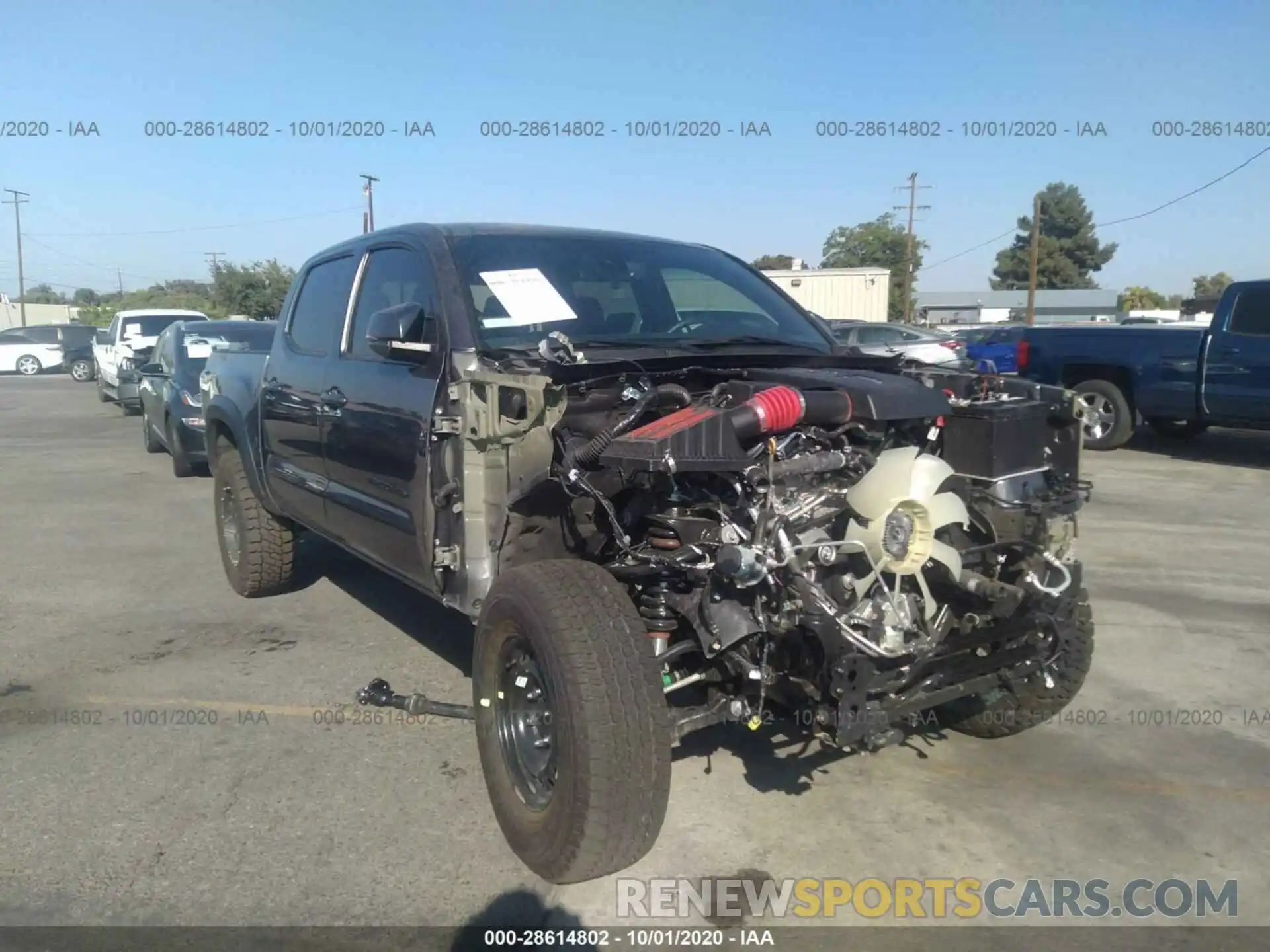 1 Photograph of a damaged car 5TFCZ5AN7LX234142 TOYOTA TACOMA 4WD 2020