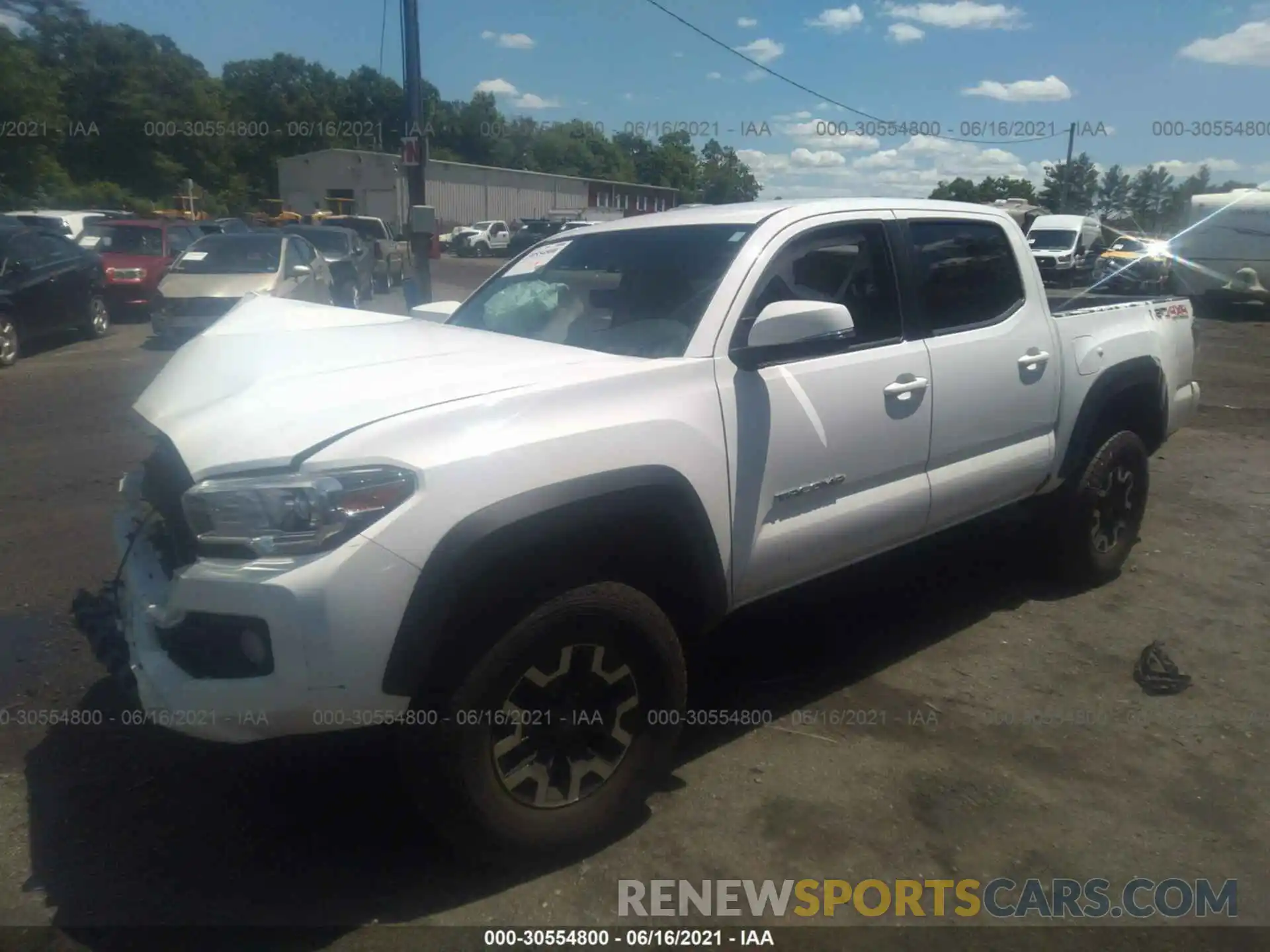 2 Photograph of a damaged car 5TFCZ5AN7LX234240 TOYOTA TACOMA 4WD 2020