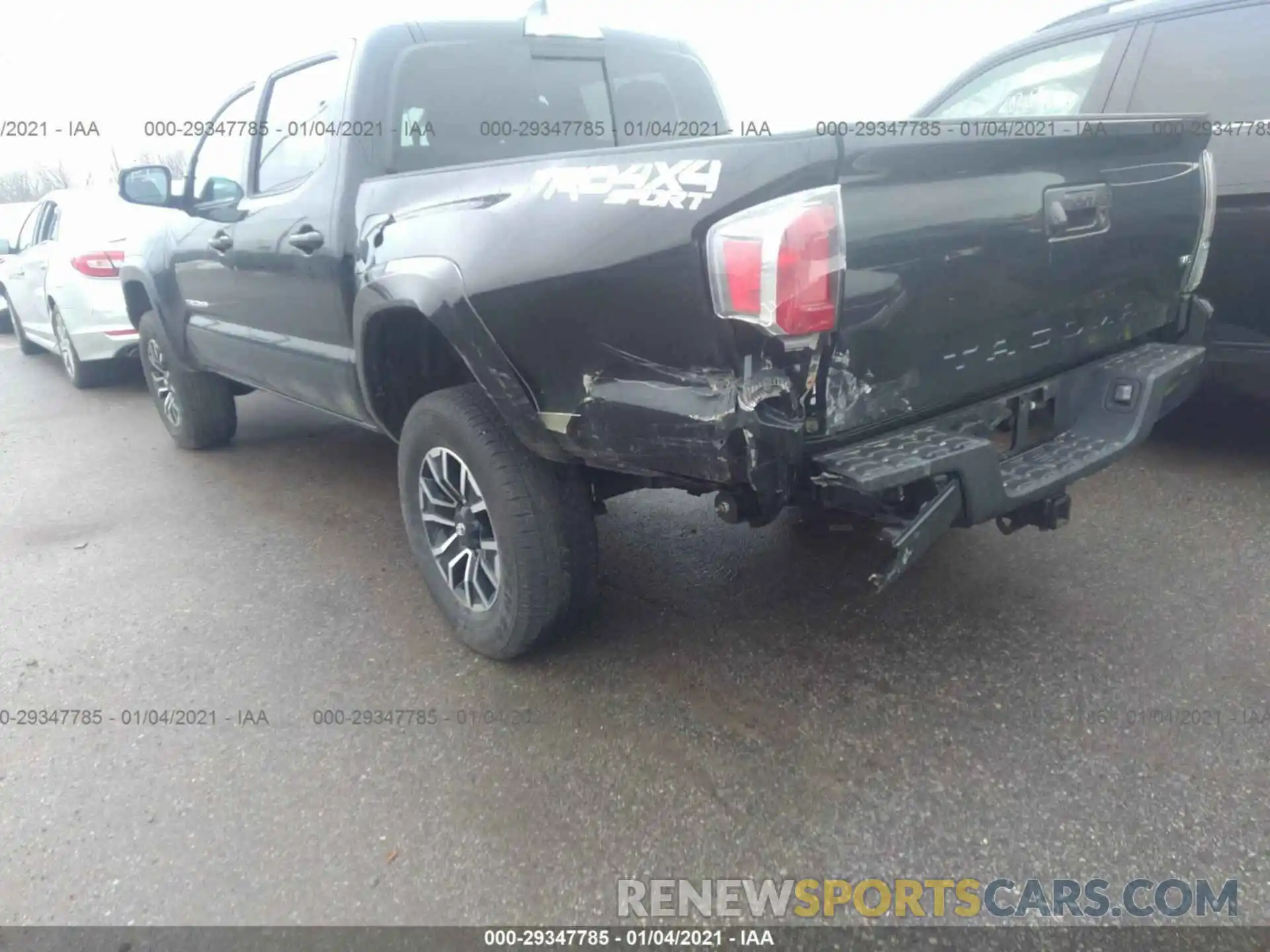 6 Photograph of a damaged car 5TFCZ5AN8LX225255 TOYOTA TACOMA 4WD 2020