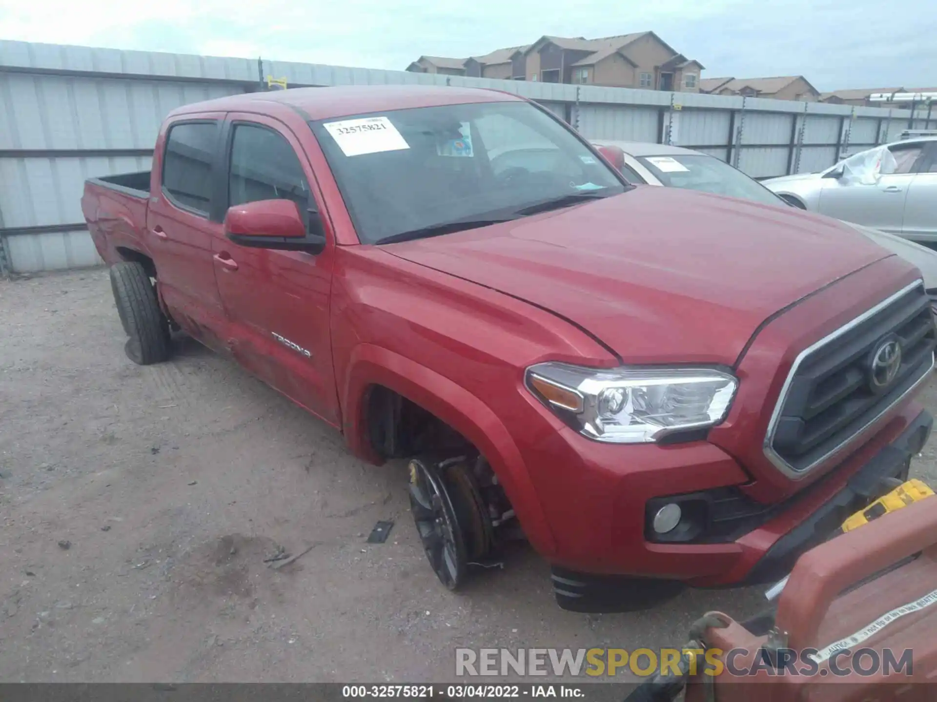 6 Photograph of a damaged car 5TFCZ5AN8LX239706 TOYOTA TACOMA 4WD 2020