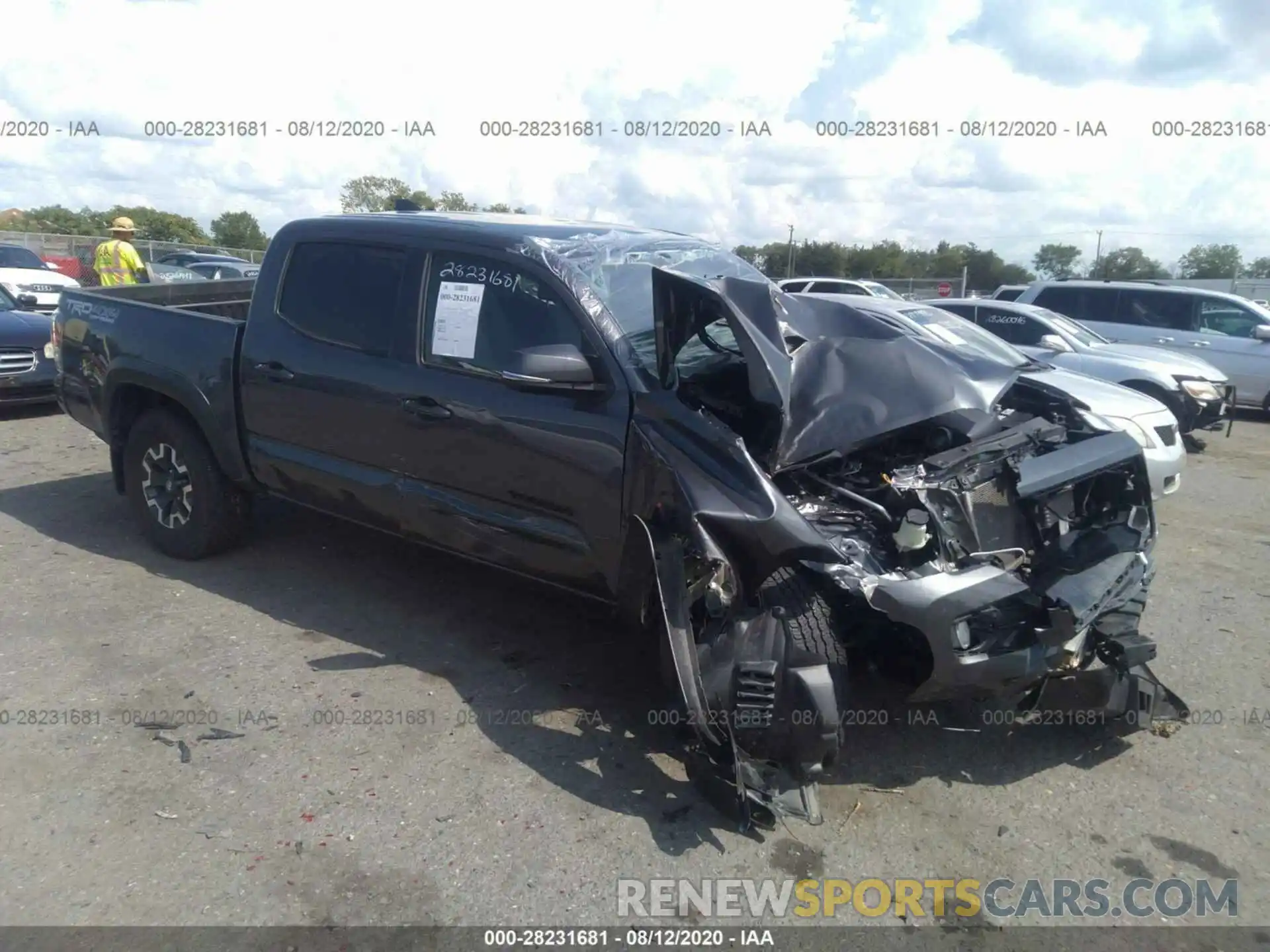 1 Photograph of a damaged car 5TFCZ5AN9LX212305 TOYOTA TACOMA 4WD 2020