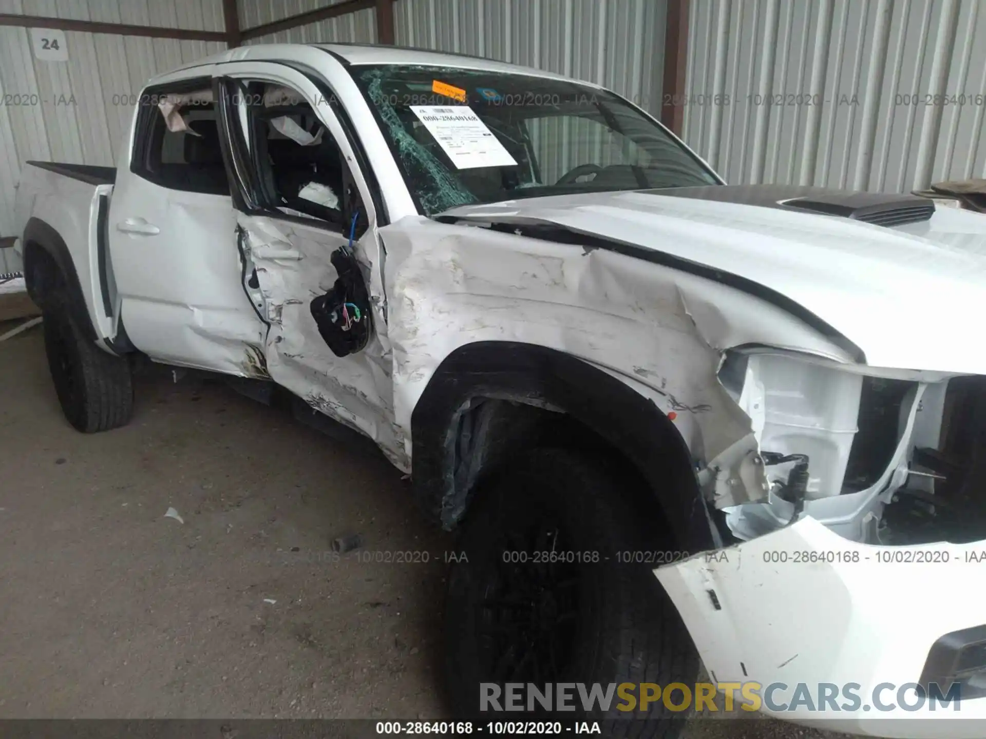 6 Фотография поврежденного автомобиля 5TFCZ5AN9LX229170 TOYOTA TACOMA 4WD 2020