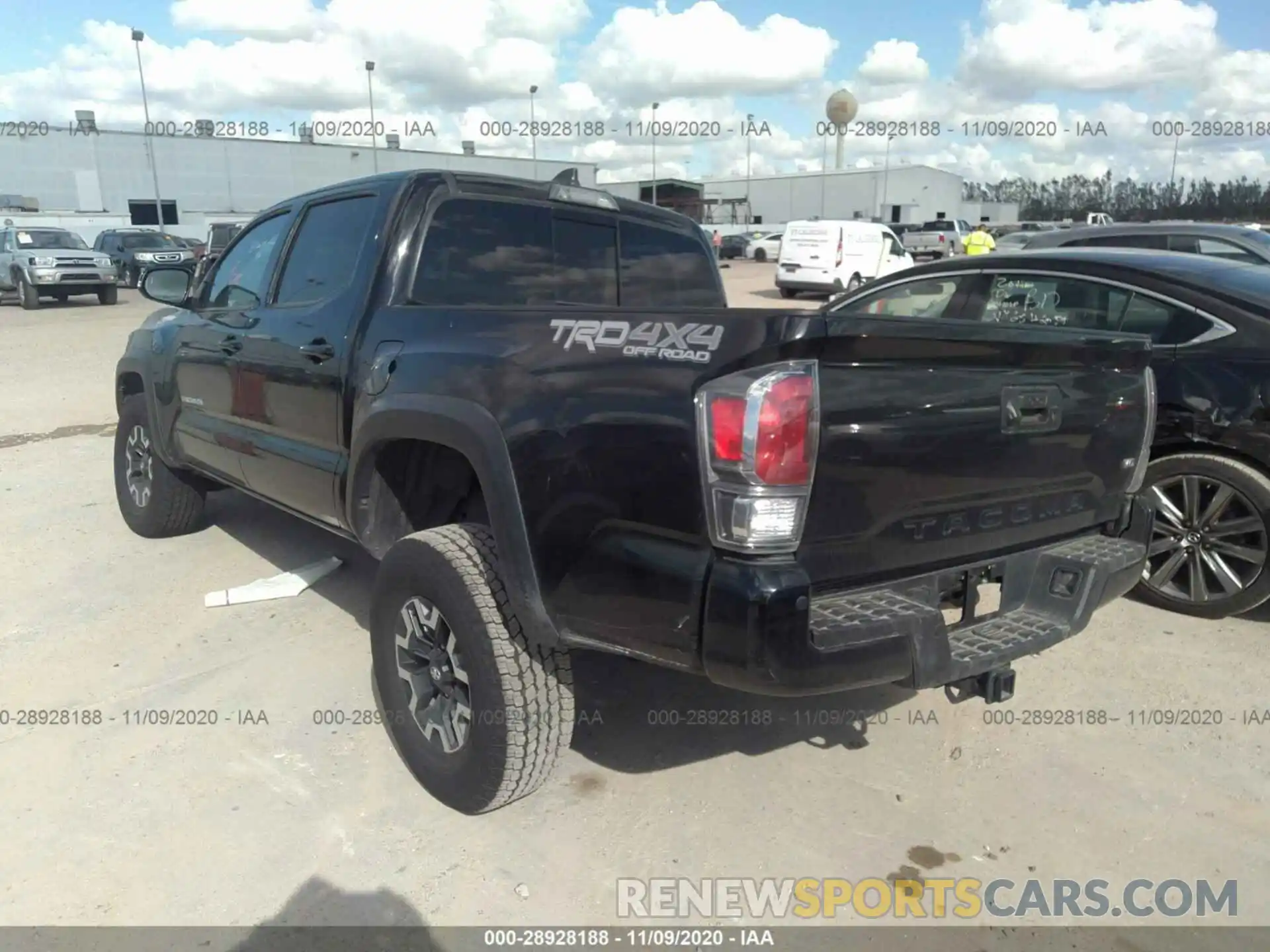 3 Photograph of a damaged car 5TFCZ5AN9LX230559 TOYOTA TACOMA 4WD 2020