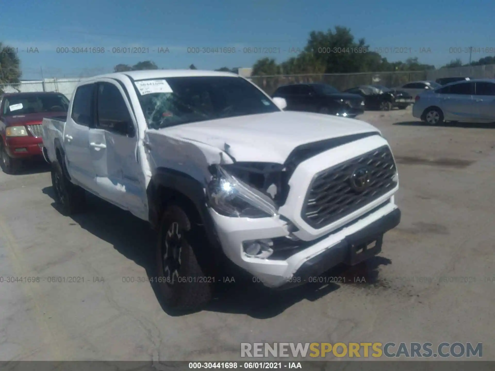 6 Photograph of a damaged car 5TFCZ5AN9LX230688 TOYOTA TACOMA 4WD 2020