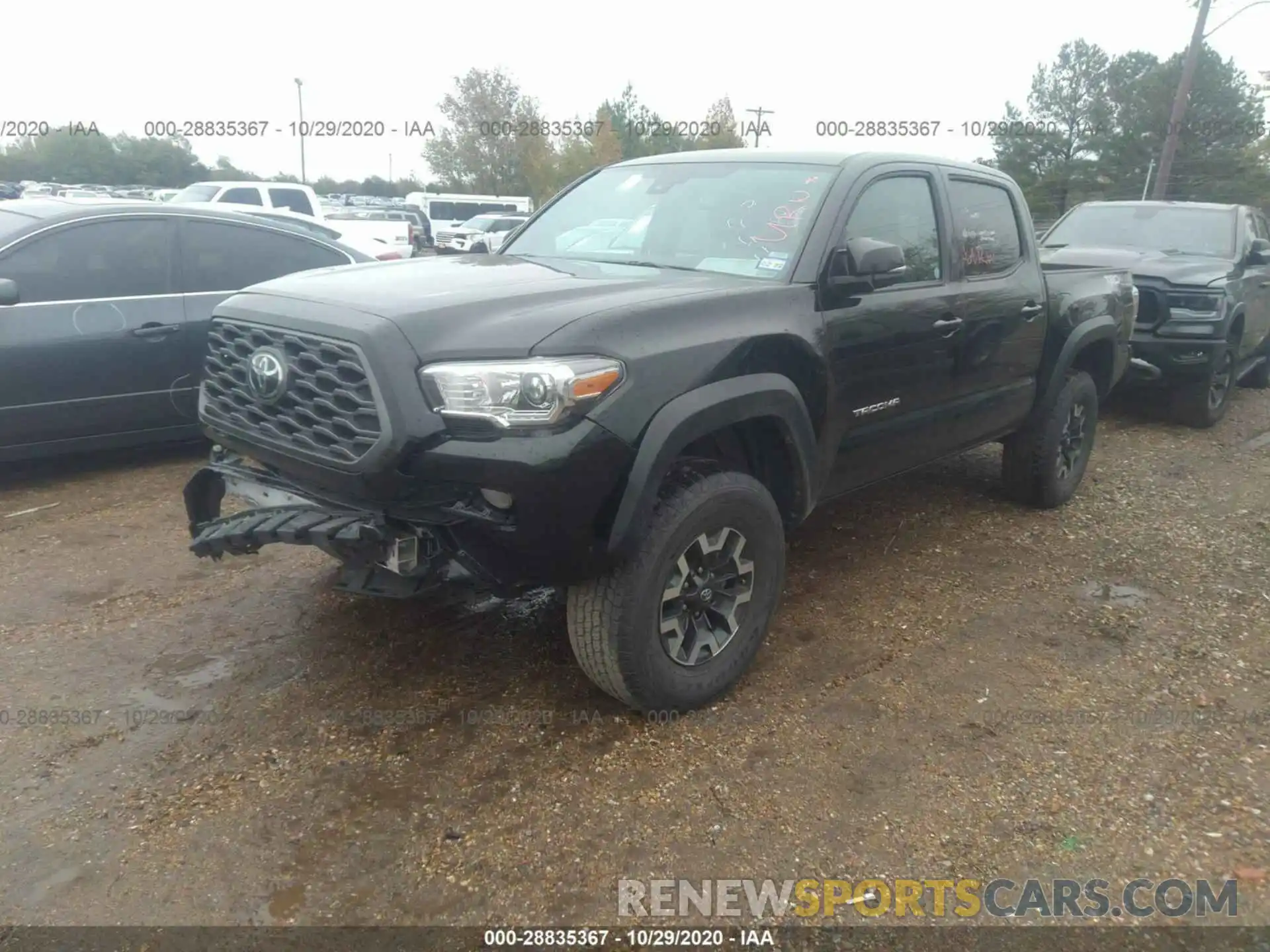 2 Photograph of a damaged car 5TFCZ5AN9LX231131 TOYOTA TACOMA 4WD 2020