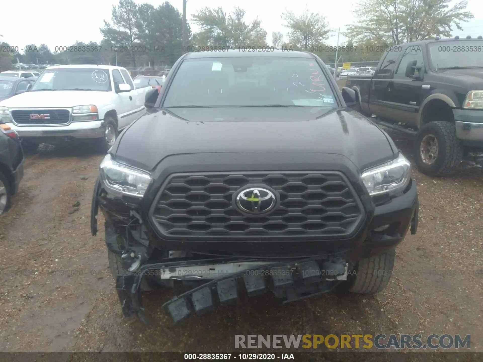 6 Photograph of a damaged car 5TFCZ5AN9LX231131 TOYOTA TACOMA 4WD 2020