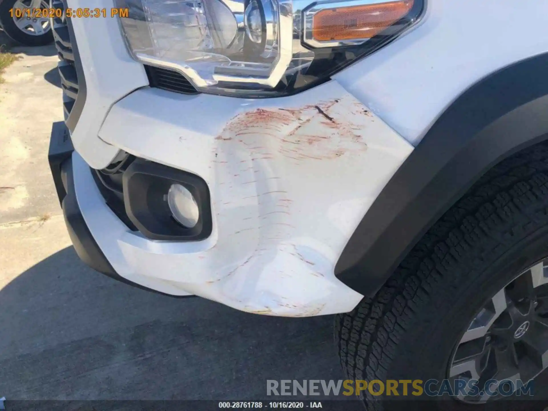 2 Photograph of a damaged car 5TFCZ5AN9LX231324 TOYOTA TACOMA 4WD 2020