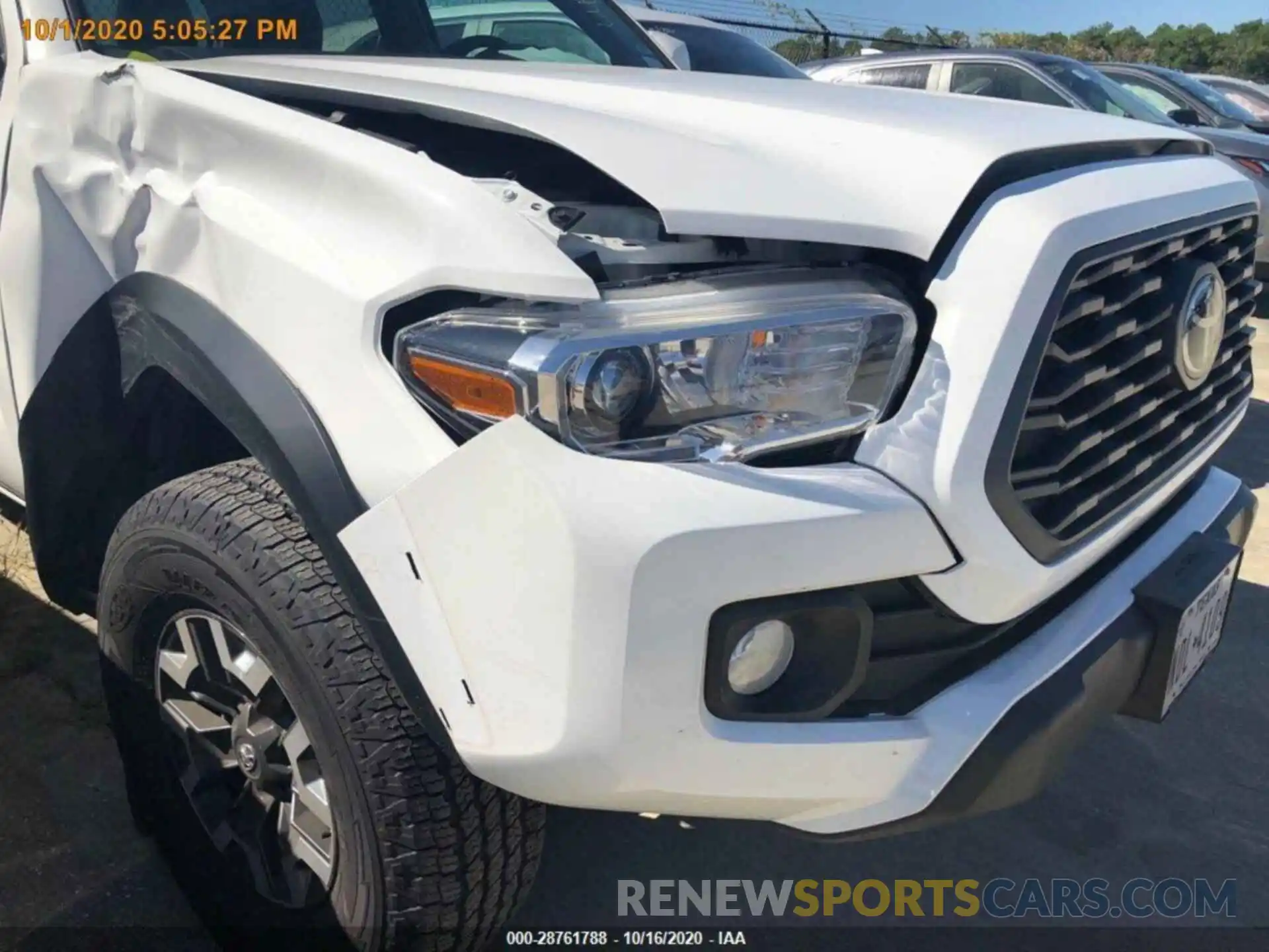 6 Photograph of a damaged car 5TFCZ5AN9LX231324 TOYOTA TACOMA 4WD 2020