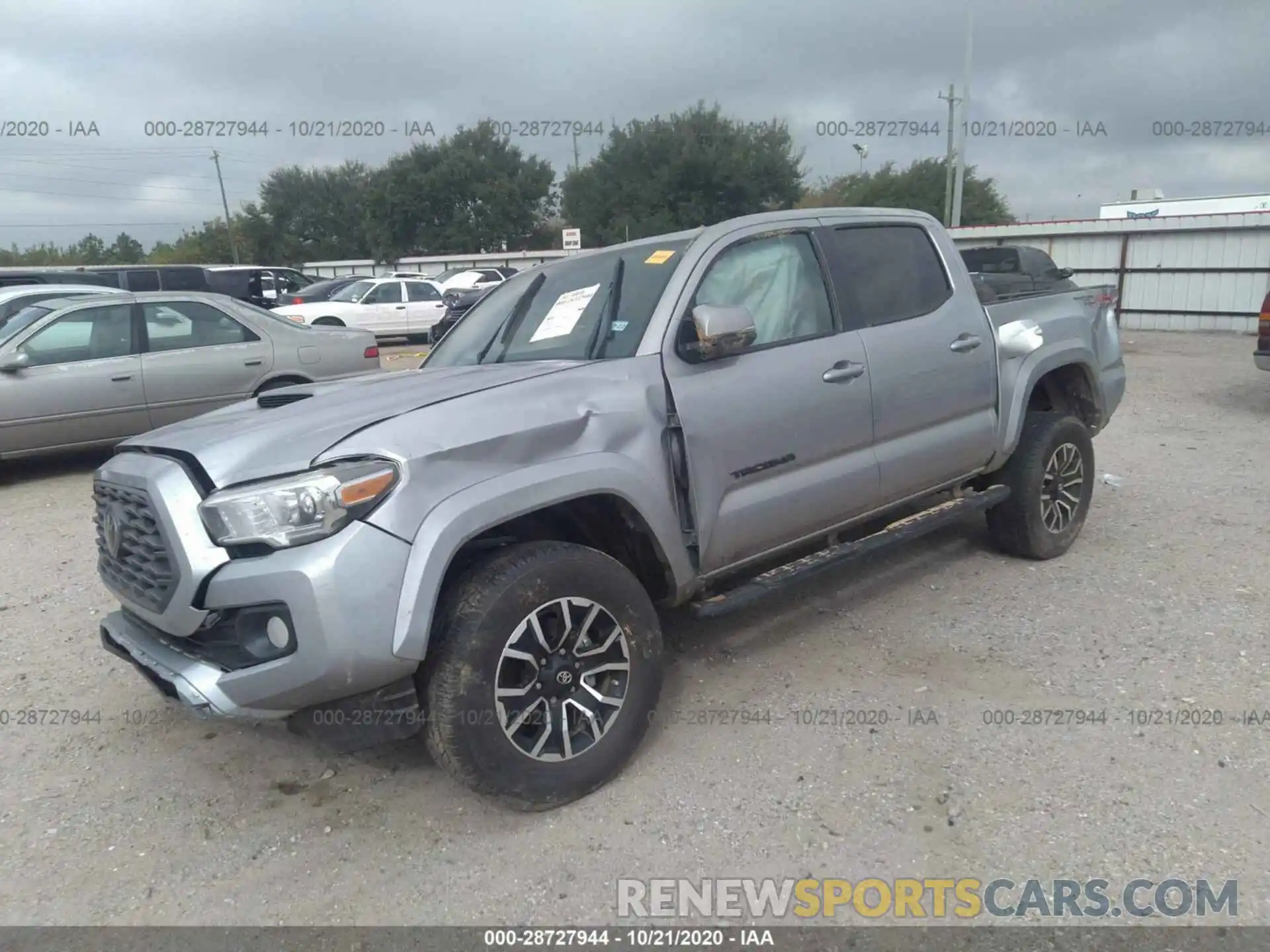 2 Photograph of a damaged car 5TFCZ5AN9LX236801 TOYOTA TACOMA 4WD 2020