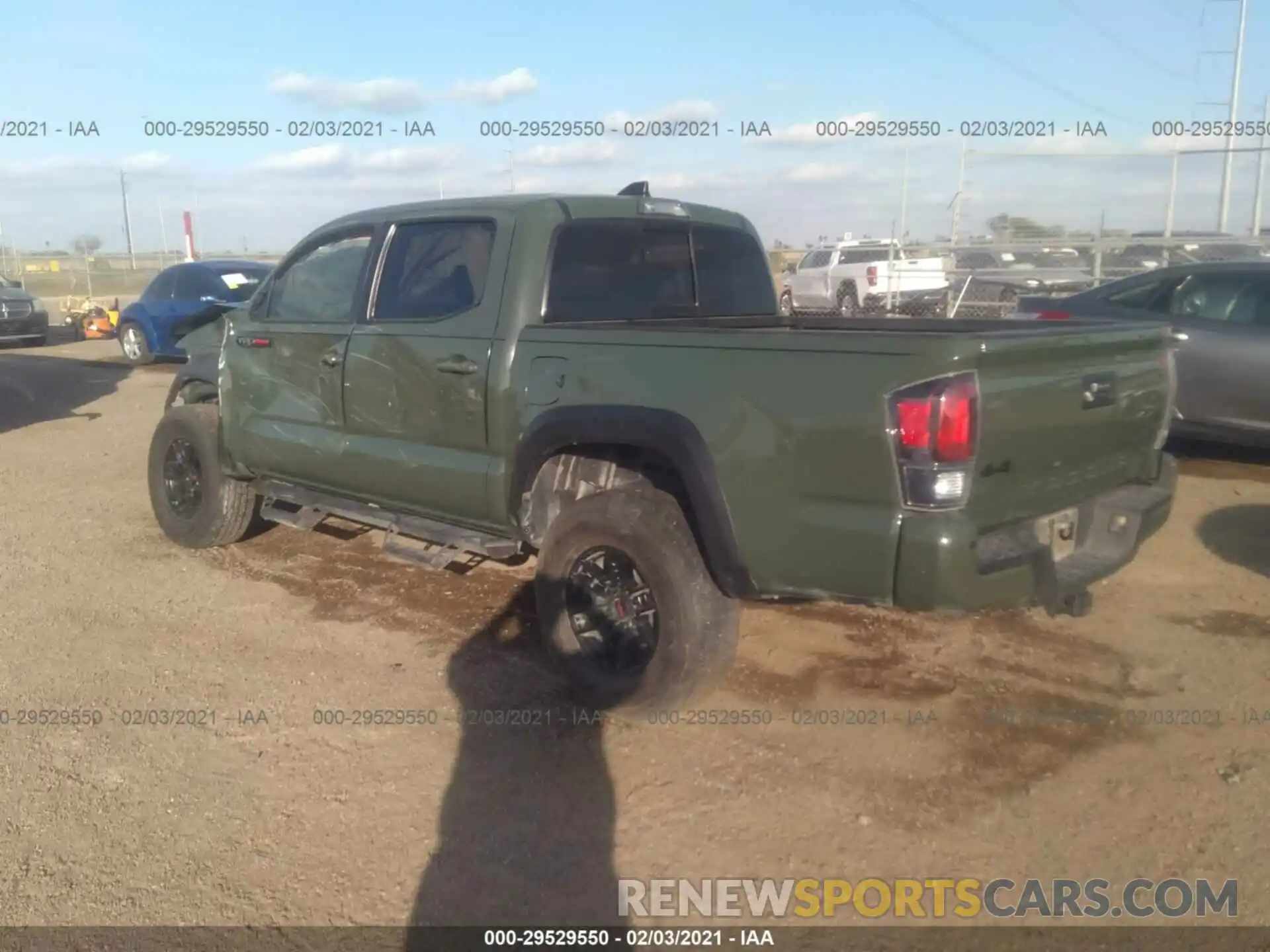 3 Photograph of a damaged car 5TFCZ5ANXLX214418 TOYOTA TACOMA 4WD 2020