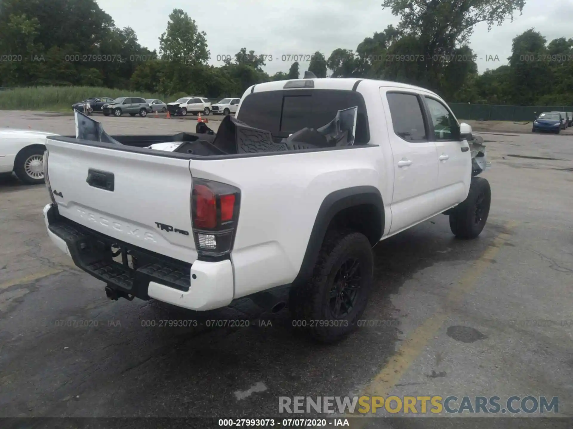 4 Фотография поврежденного автомобиля 5TFCZ5ANXLX222244 TOYOTA TACOMA 4WD 2020