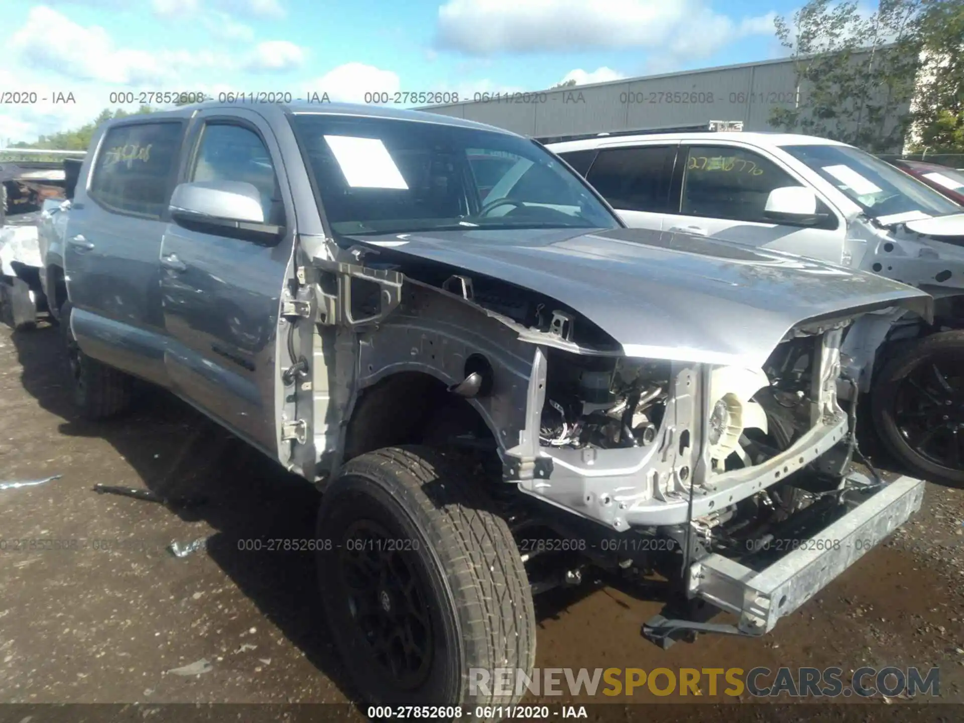 1 Photograph of a damaged car 5TFCZ5ANXLX224981 TOYOTA TACOMA 4WD 2020