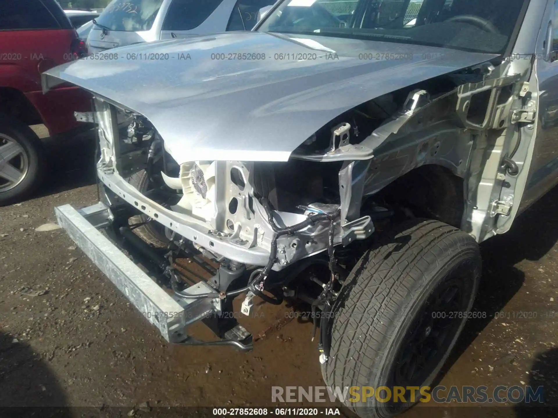 6 Photograph of a damaged car 5TFCZ5ANXLX224981 TOYOTA TACOMA 4WD 2020