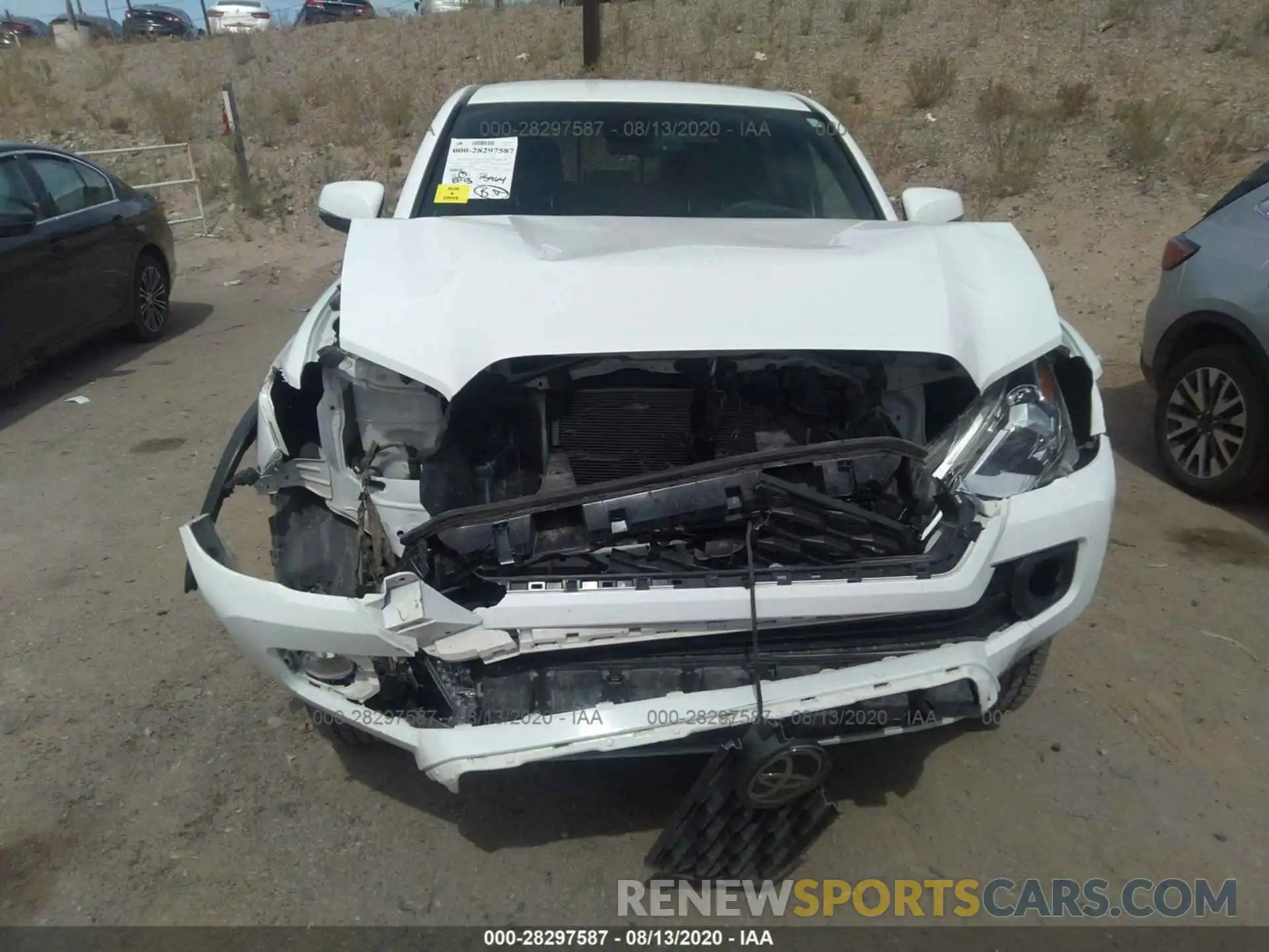 6 Photograph of a damaged car 5TFCZ5ANXLX226469 TOYOTA TACOMA 4WD 2020