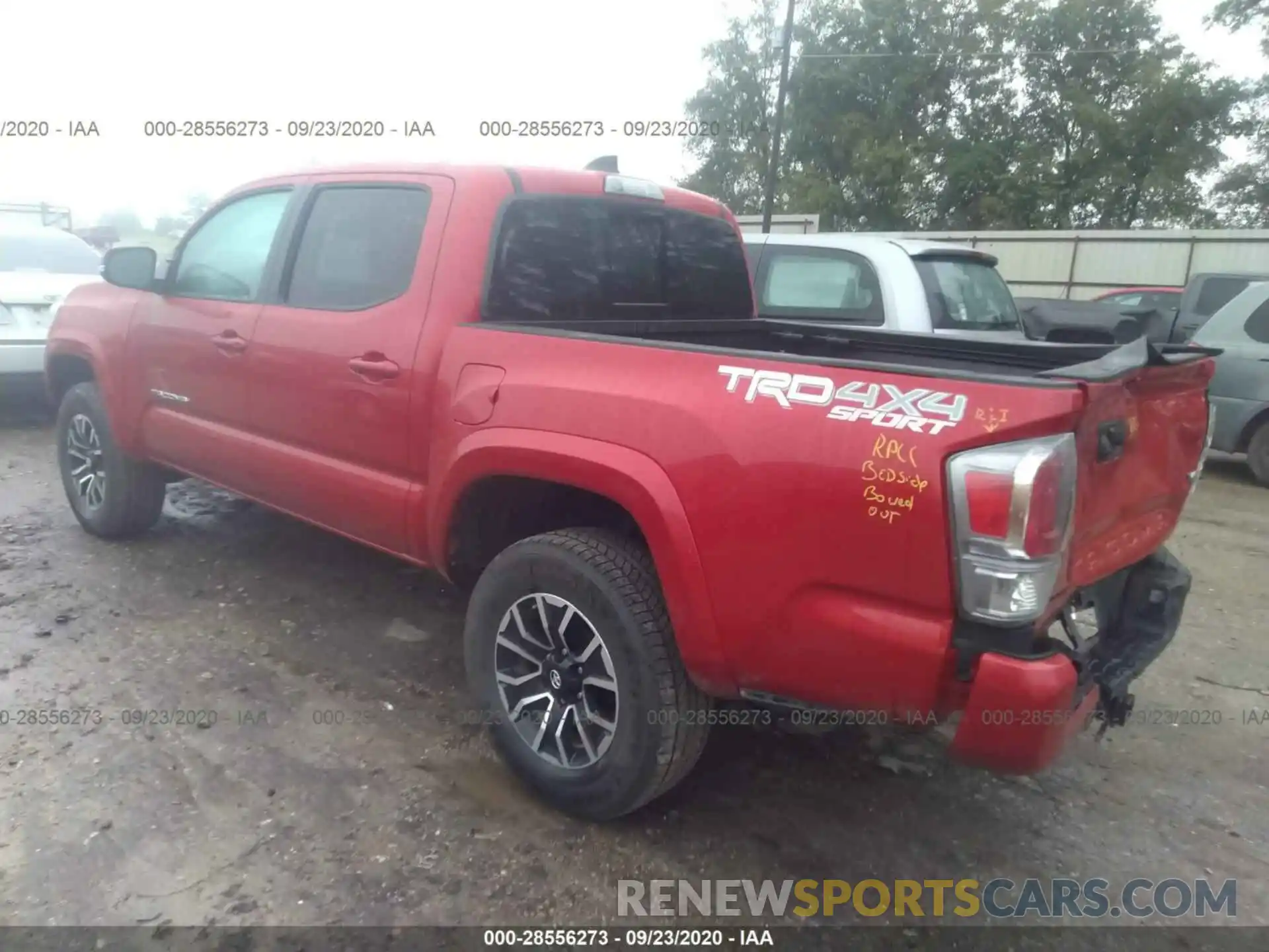 3 Фотография поврежденного автомобиля 5TFCZ5ANXLX226651 TOYOTA TACOMA 4WD 2020