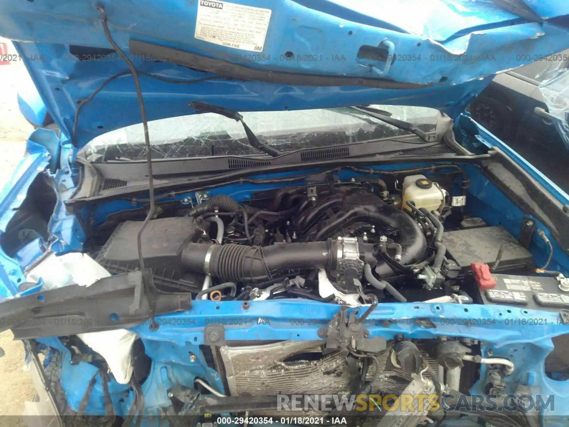 10 Photograph of a damaged car 5TFCZ5ANXLX227962 TOYOTA TACOMA 4WD 2020