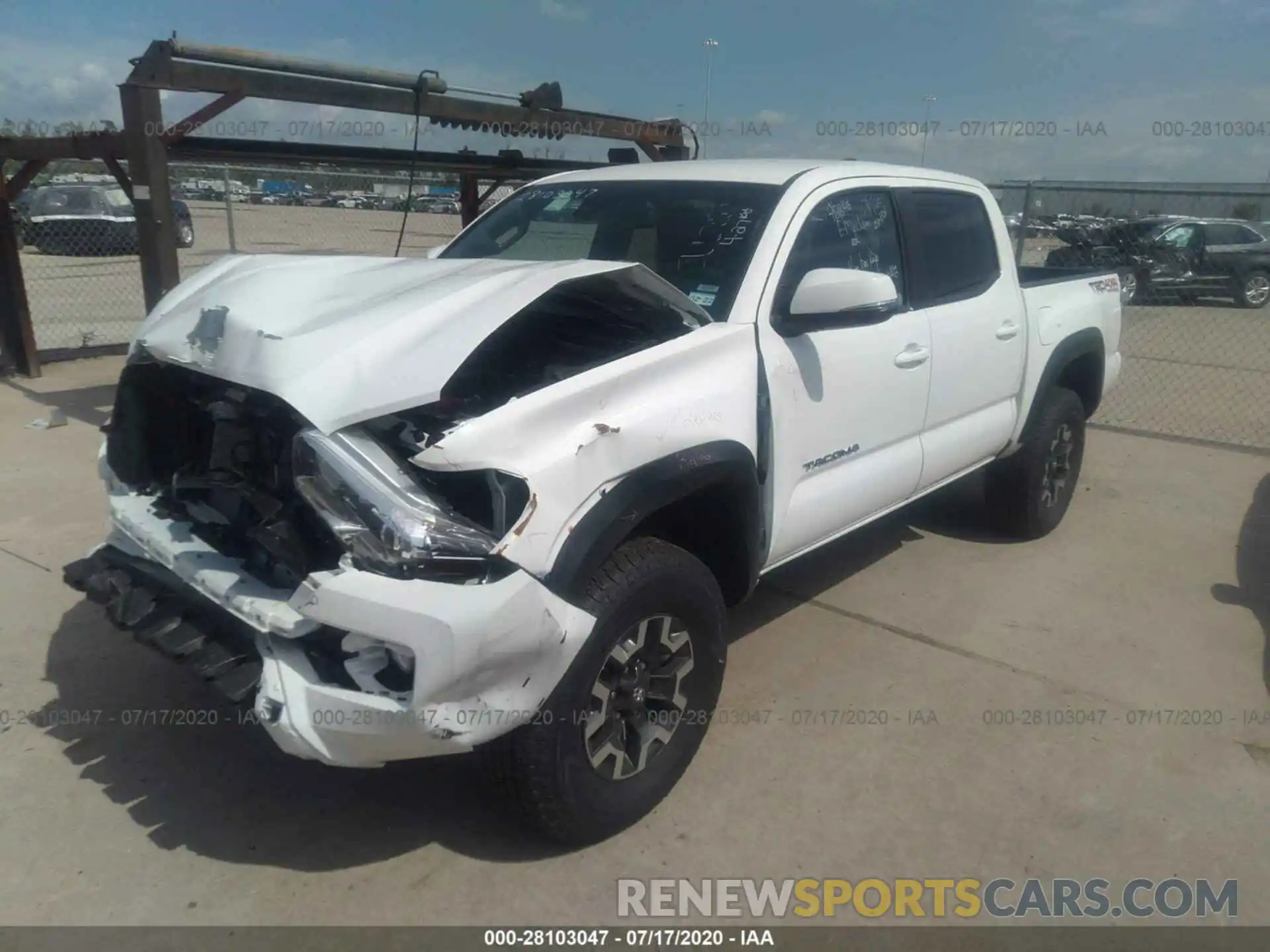 2 Photograph of a damaged car 5TFCZ5ANXLX230490 TOYOTA TACOMA 4WD 2020