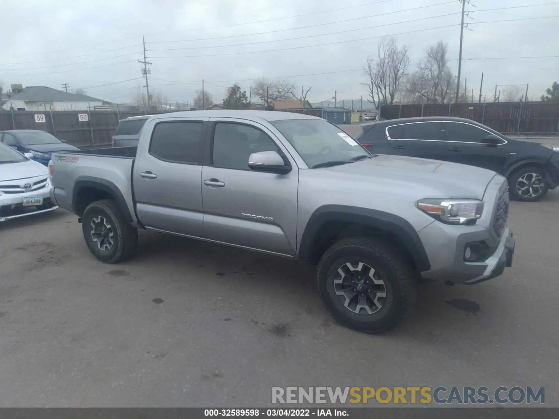 1 Photograph of a damaged car 5TFCZ5ANXLX231199 TOYOTA TACOMA 4WD 2020