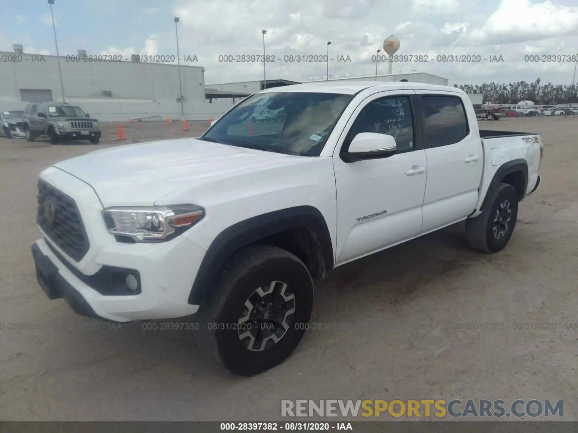 2 Photograph of a damaged car 5TFCZ5ANXLX231364 TOYOTA TACOMA 4WD 2020