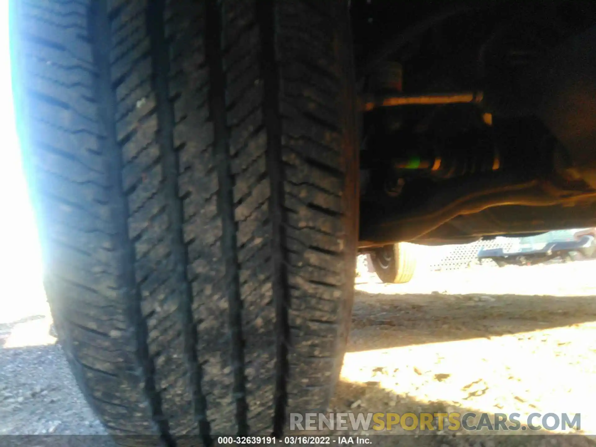 15 Photograph of a damaged car 5TFCZ5ANXLX234474 TOYOTA TACOMA 4WD 2020