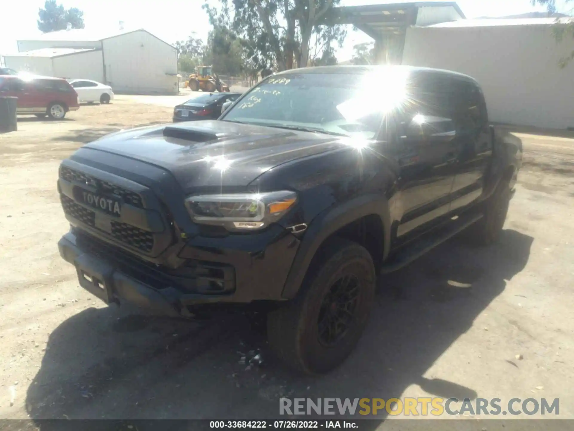 2 Photograph of a damaged car 5TFCZ5ANXLX237889 TOYOTA TACOMA 4WD 2020