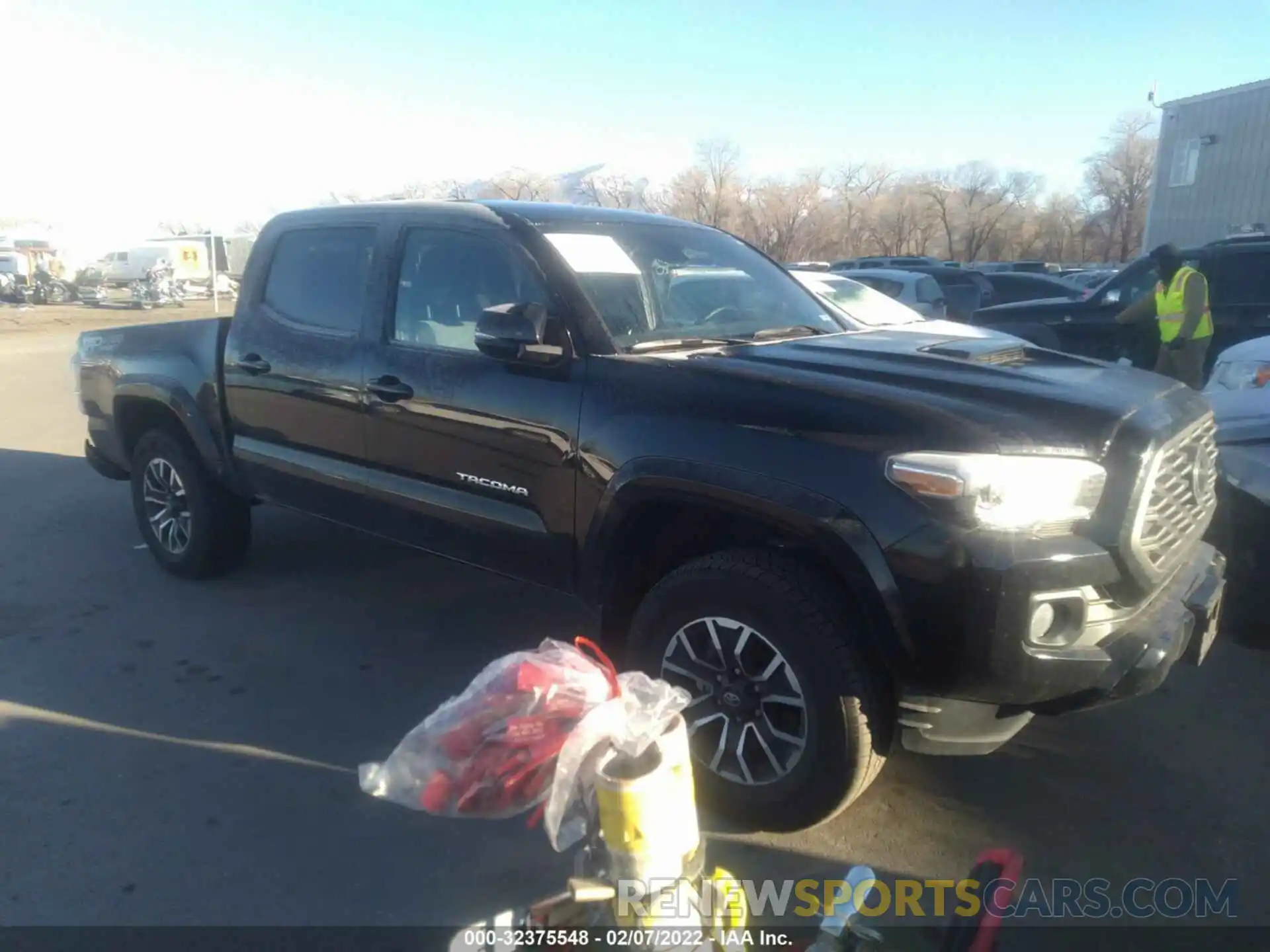 1 Photograph of a damaged car 5TFCZ5ANXLX242011 TOYOTA TACOMA 4WD 2020