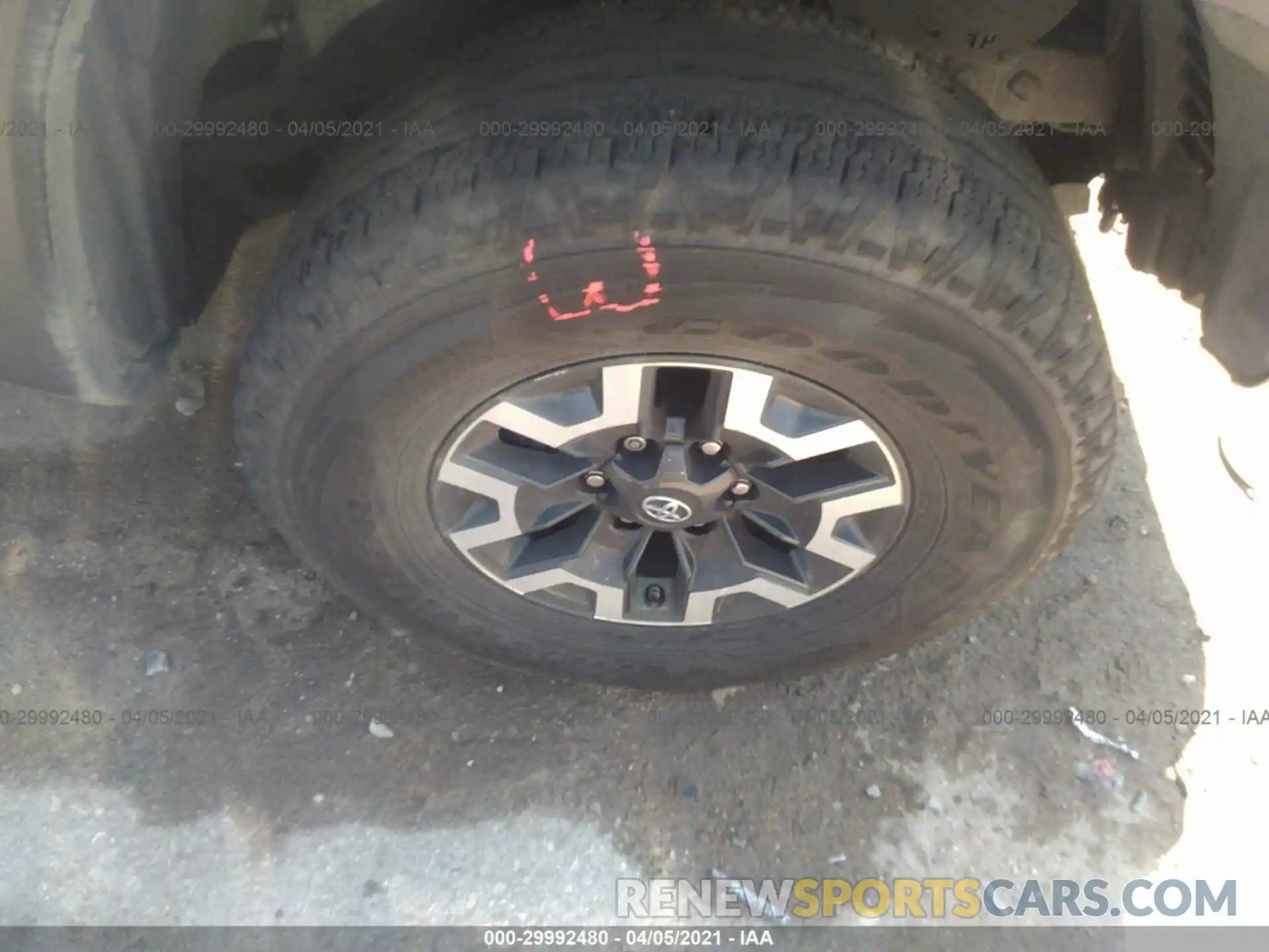 13 Photograph of a damaged car 5TFDZ5BN0LX051412 TOYOTA TACOMA 4WD 2020