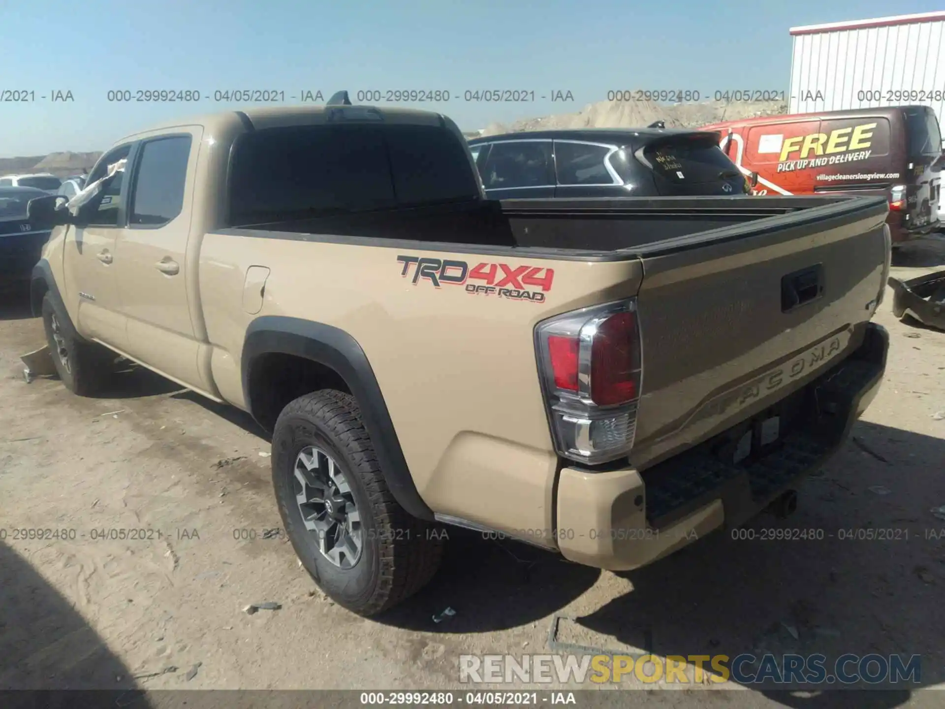 3 Photograph of a damaged car 5TFDZ5BN0LX051412 TOYOTA TACOMA 4WD 2020