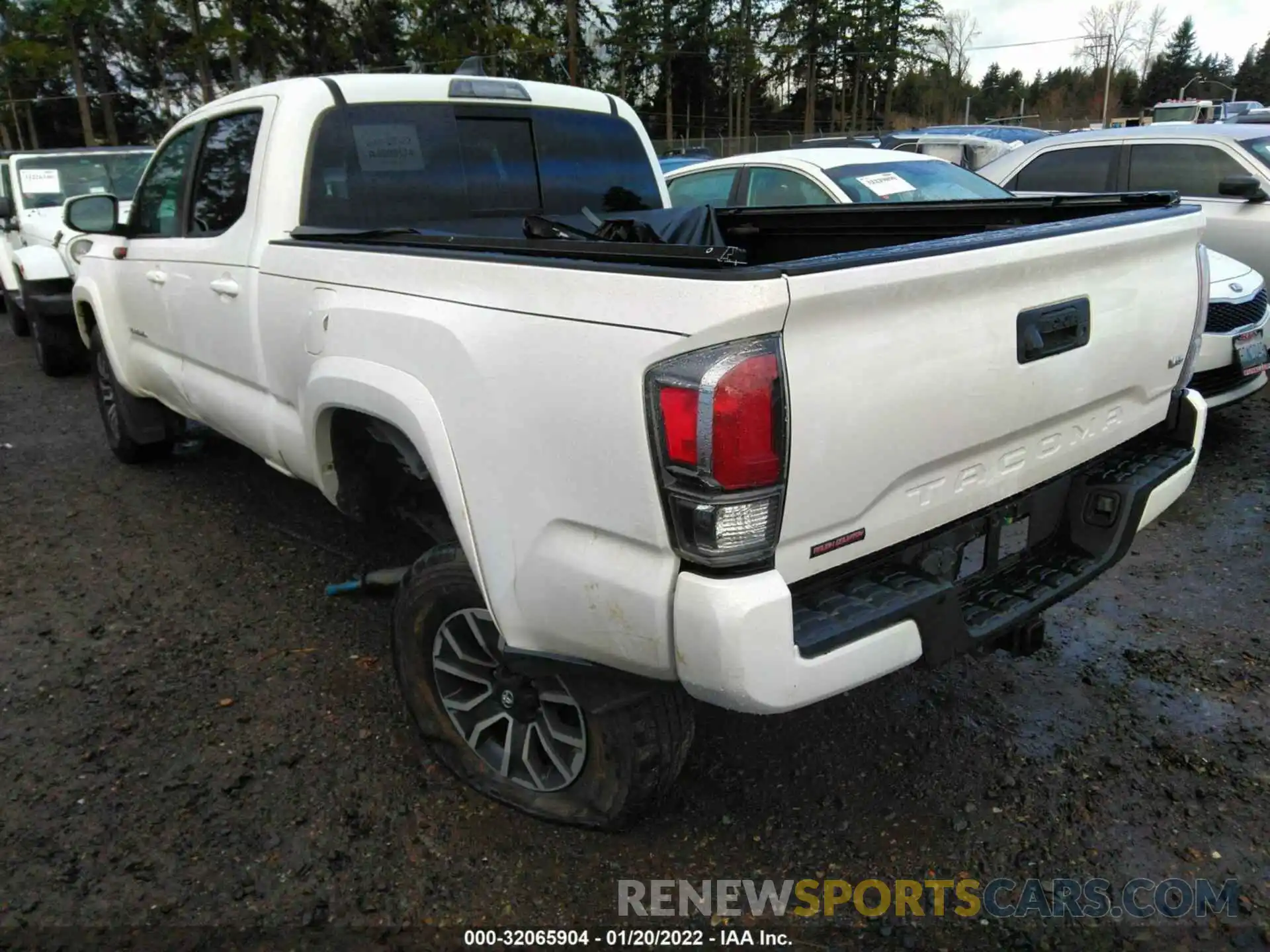 3 Photograph of a damaged car 5TFDZ5BN0LX052253 TOYOTA TACOMA 4WD 2020