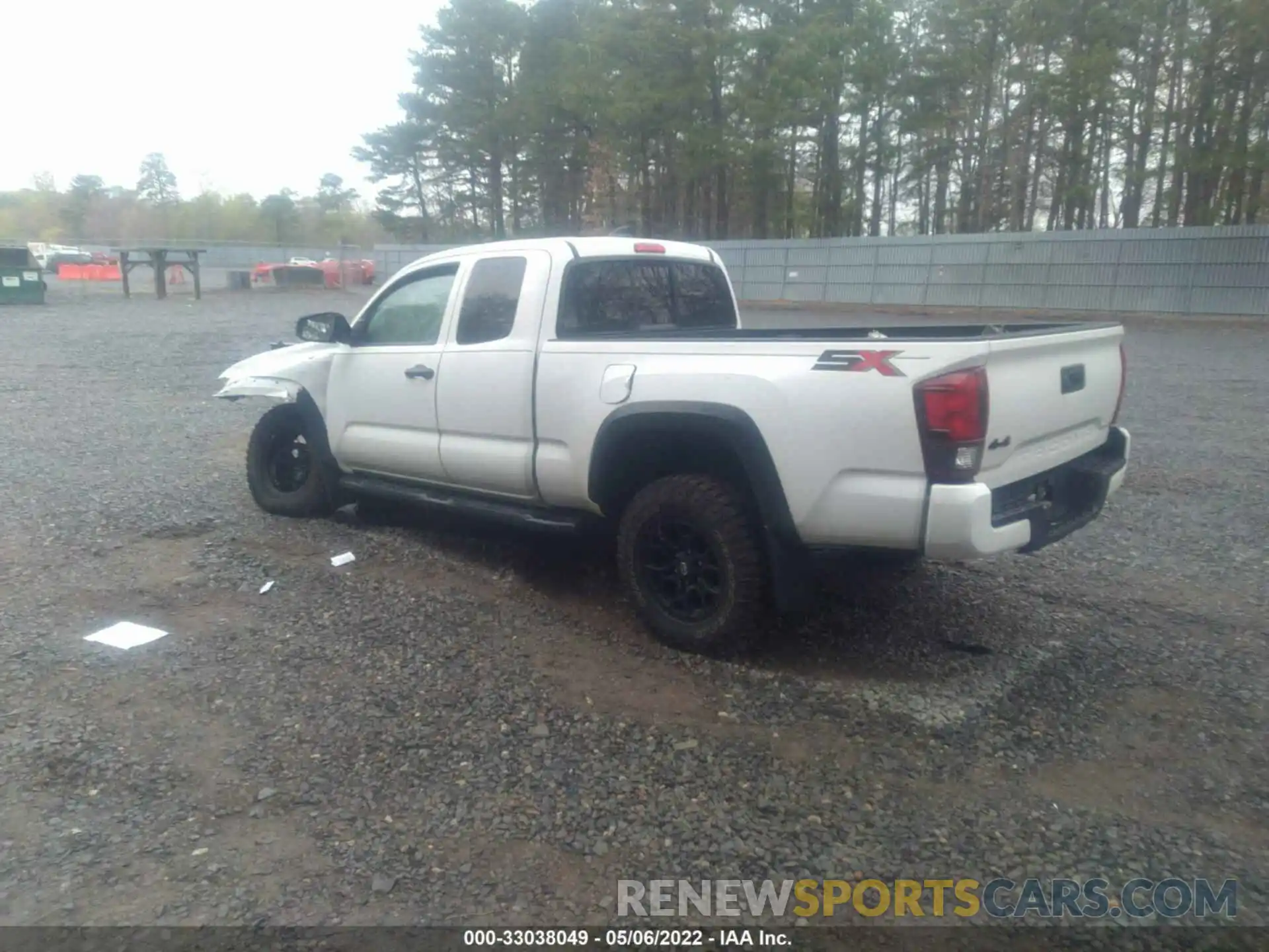 3 Photograph of a damaged car 5TFSX5EN1LX072231 TOYOTA TACOMA 4WD 2020