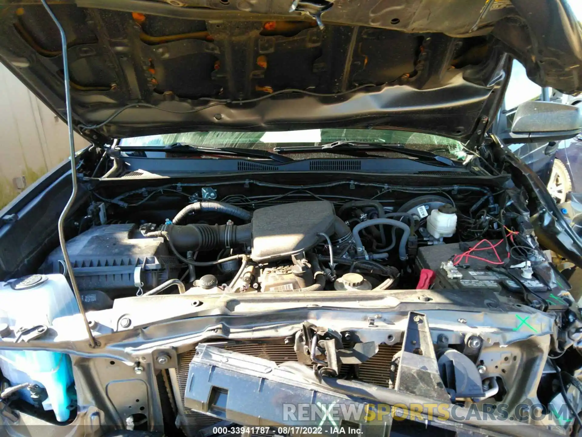 10 Photograph of a damaged car 5TFSX5EN5LX072457 TOYOTA TACOMA 4WD 2020