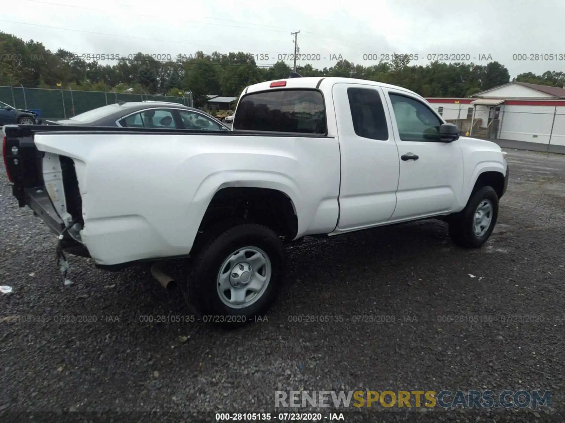 4 Photograph of a damaged car 5TFSX5EN8LX071609 TOYOTA TACOMA 4WD 2020