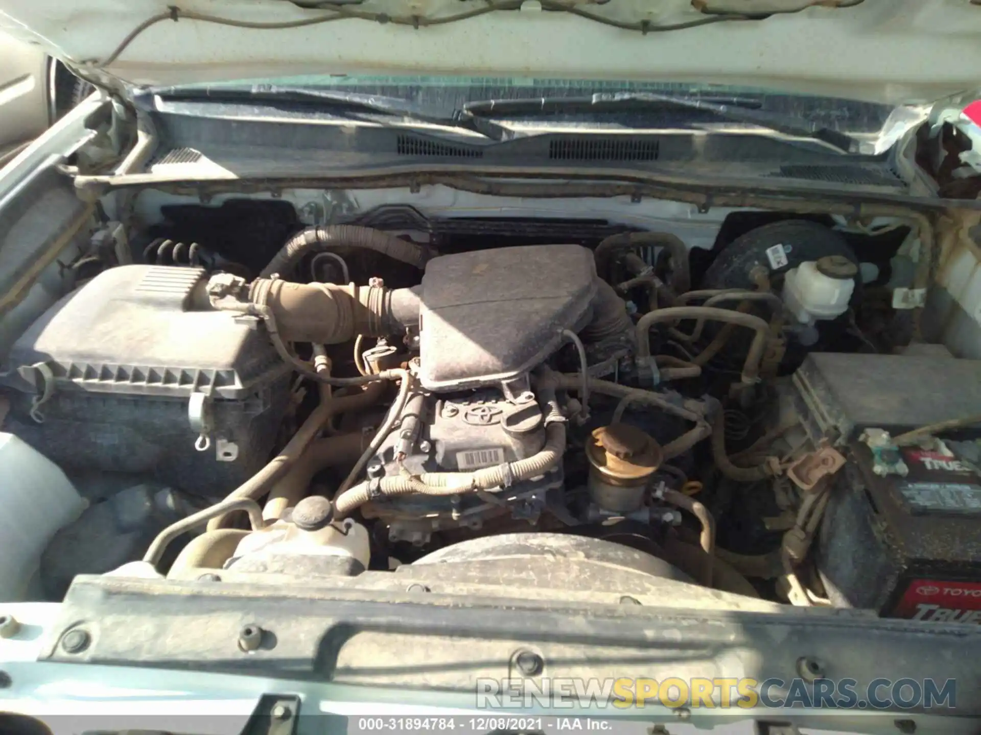 10 Photograph of a damaged car 5TFSX5EN8LX072145 TOYOTA TACOMA 4WD 2020