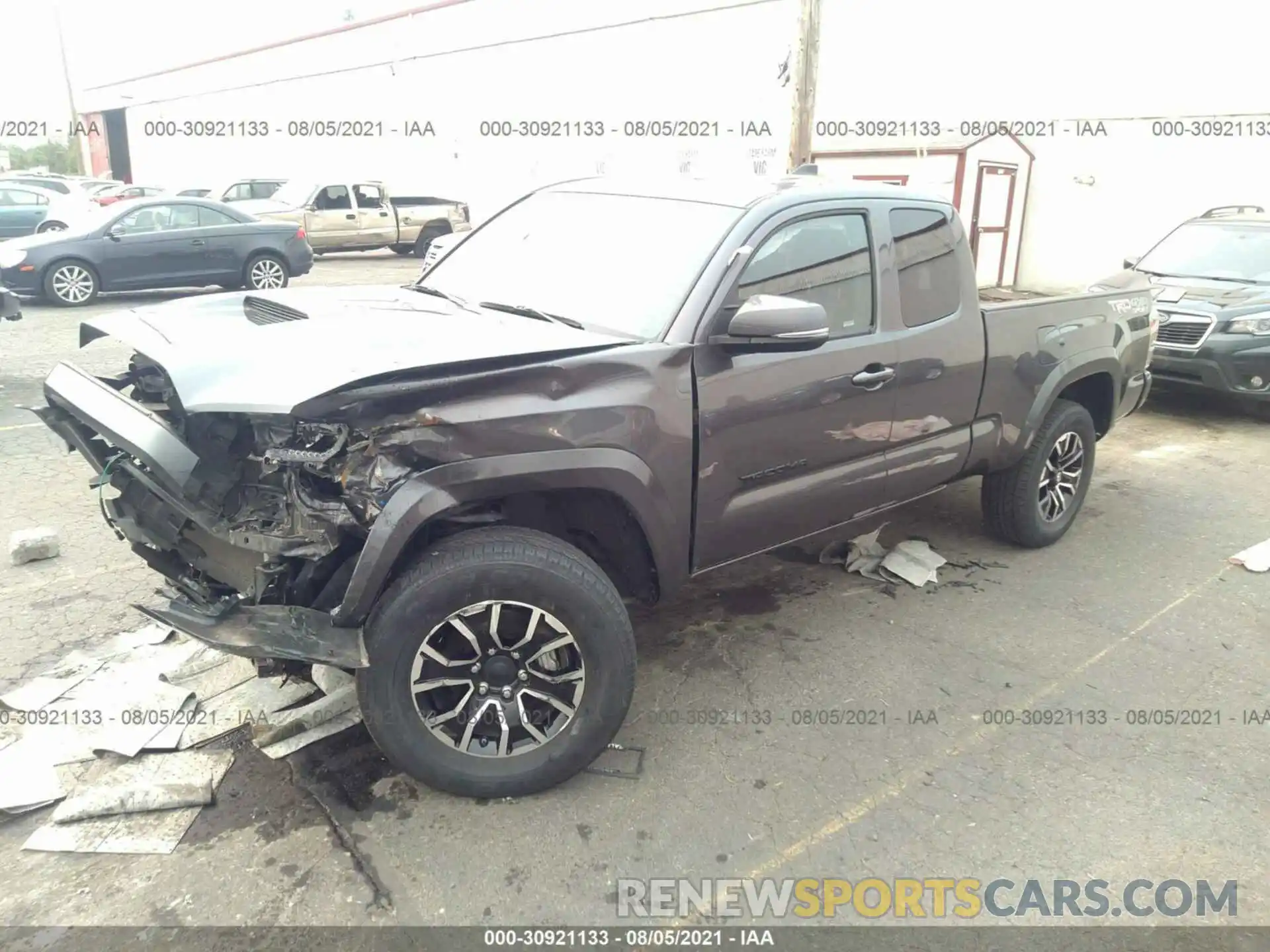 2 Photograph of a damaged car 5TFSZ5AN1LX215128 TOYOTA TACOMA 4WD 2020