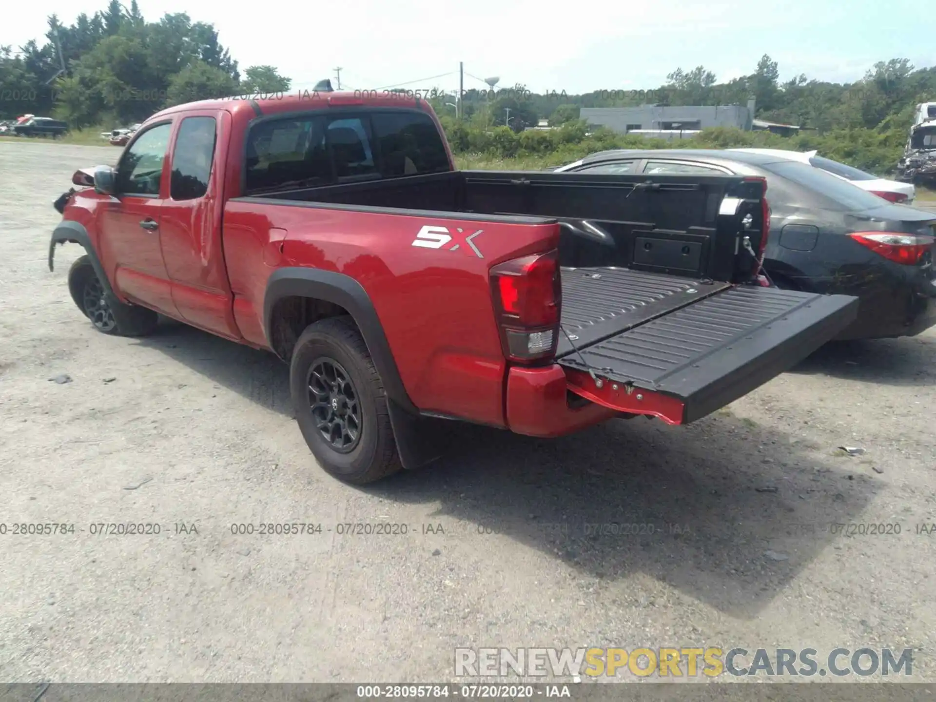 3 Photograph of a damaged car 5TFSZ5AN5LX221921 TOYOTA TACOMA 4WD 2020