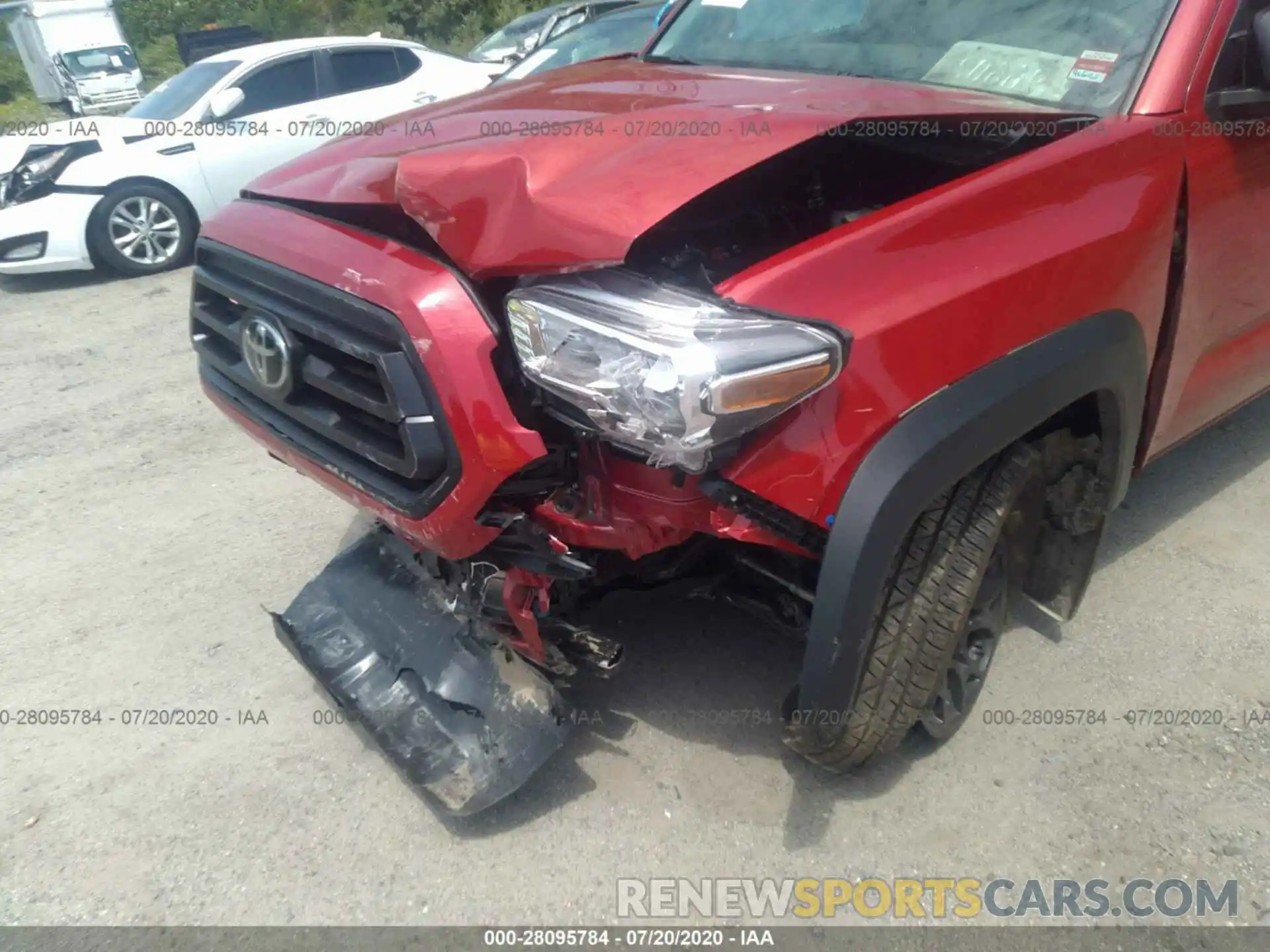 6 Photograph of a damaged car 5TFSZ5AN5LX221921 TOYOTA TACOMA 4WD 2020