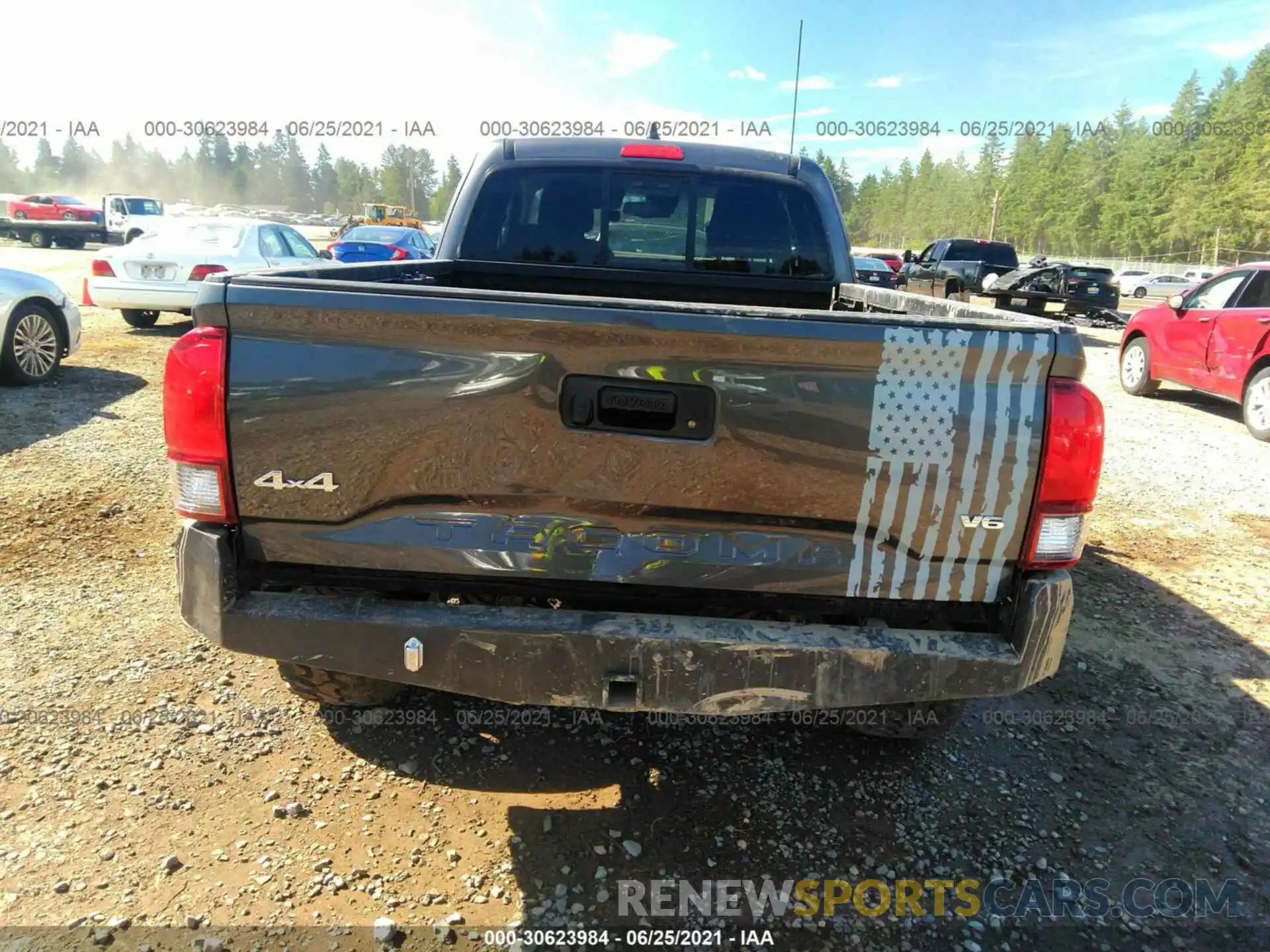 6 Photograph of a damaged car 5TFSZ5ANXLX223311 TOYOTA TACOMA 4WD 2020