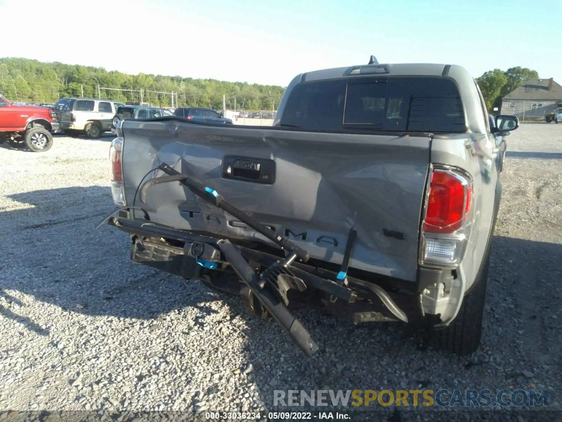 6 Photograph of a damaged car 3TMCZ5AN0MM380647 TOYOTA TACOMA 4WD 2021