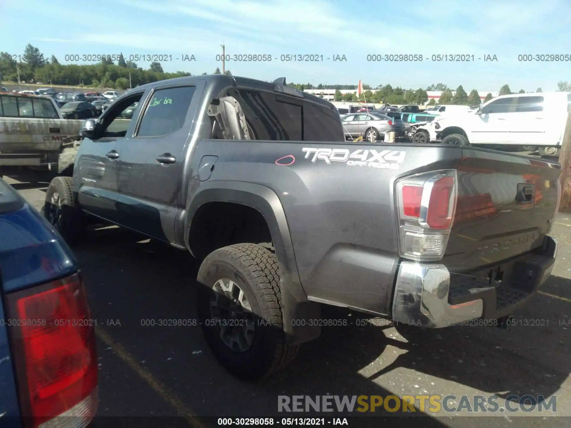 3 Photograph of a damaged car 3TMCZ5AN0MM398470 TOYOTA TACOMA 4WD 2021