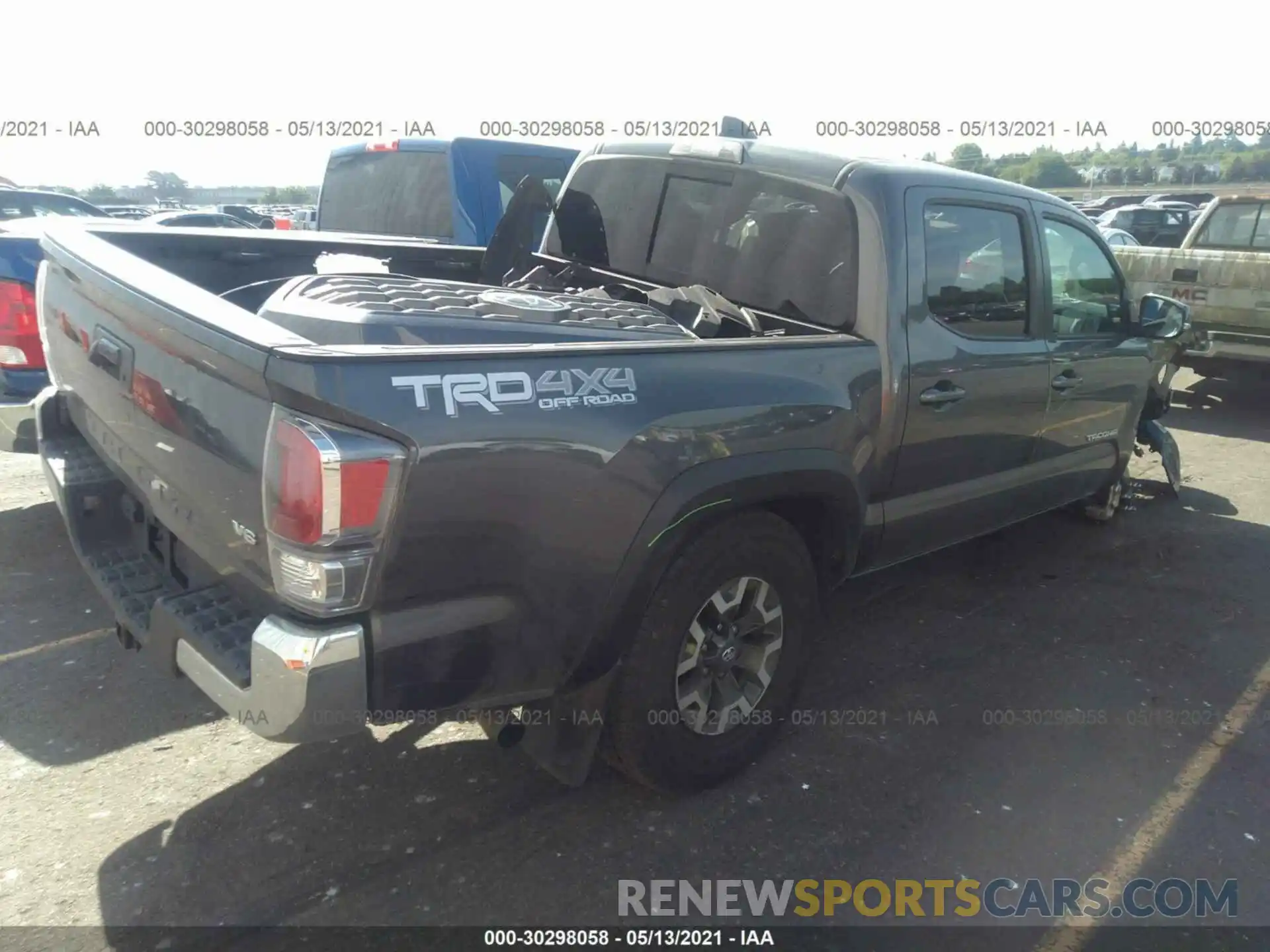 4 Фотография поврежденного автомобиля 3TMCZ5AN0MM398470 TOYOTA TACOMA 4WD 2021