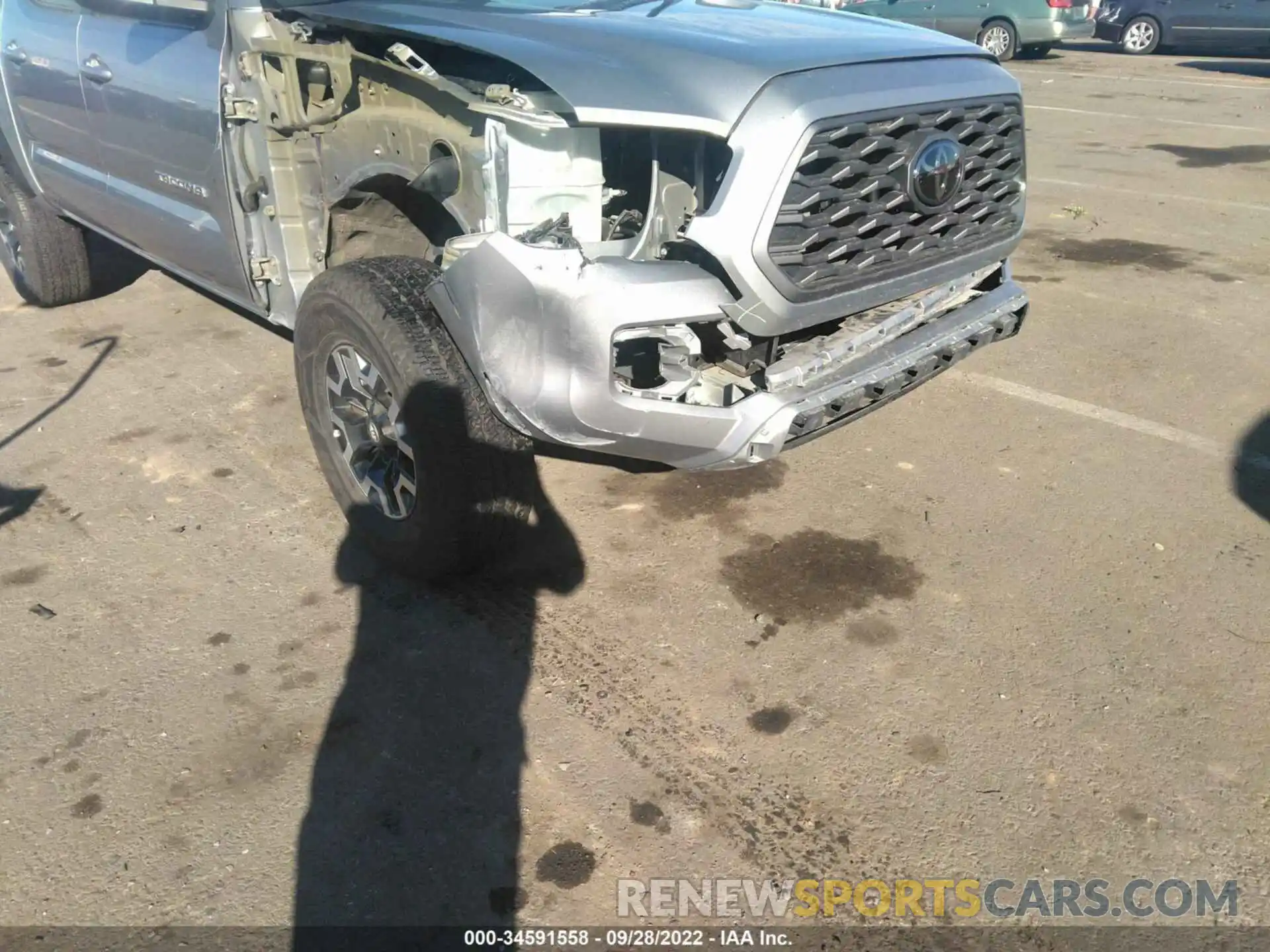 6 Photograph of a damaged car 3TMCZ5AN0MM401724 TOYOTA TACOMA 4WD 2021